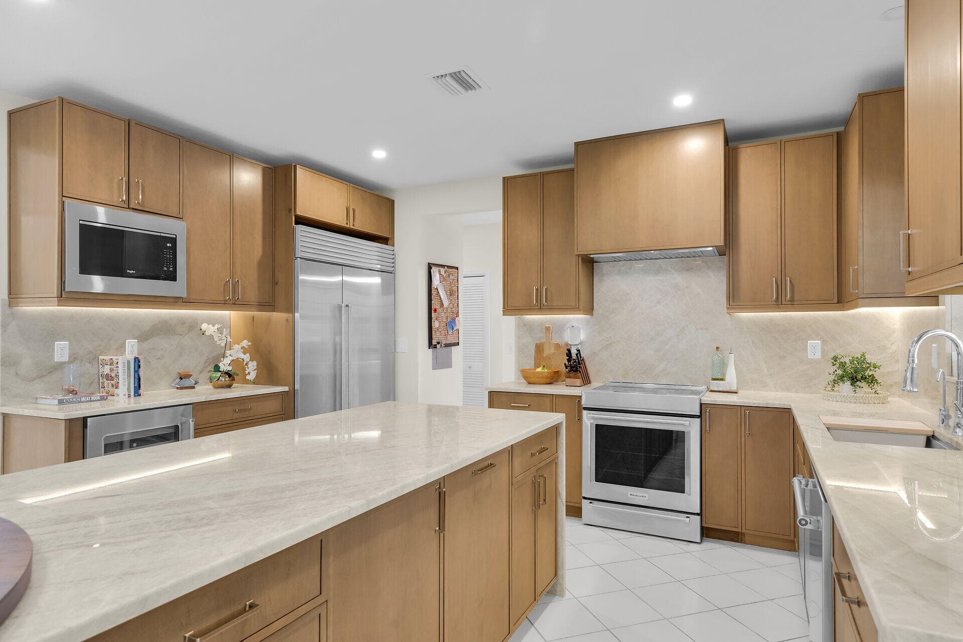 20920 5th Avenue photo 15