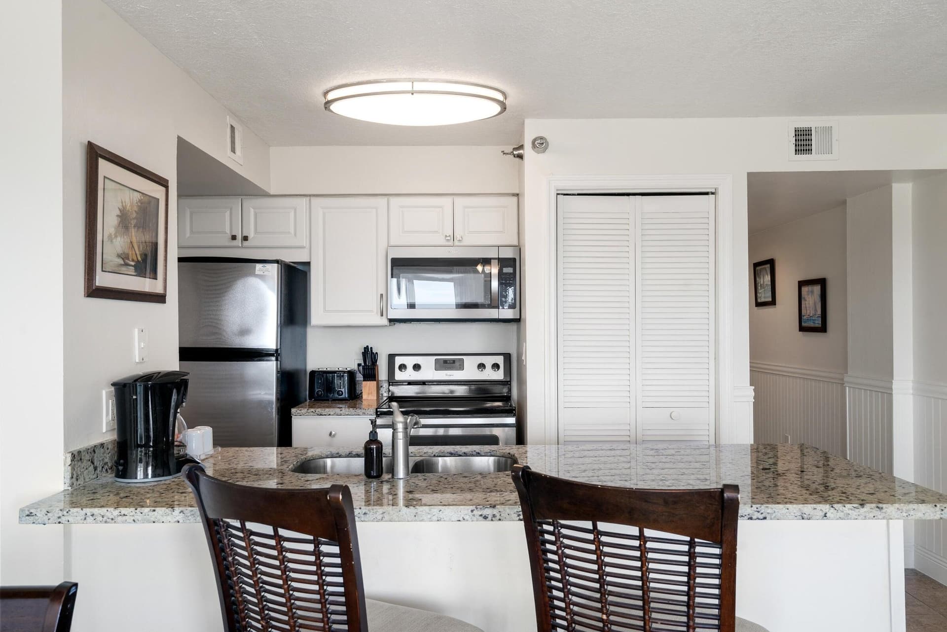 500 Burton Drive 3308 photo 8