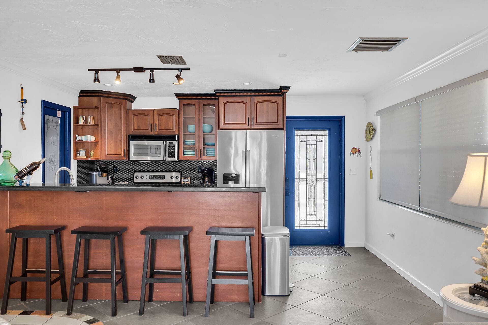 230 11Th Street photo 15