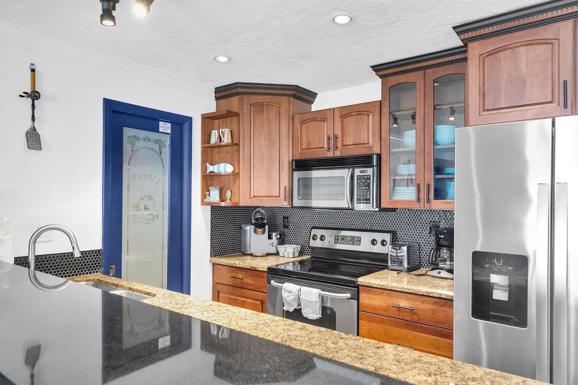 230 11Th Street photo 18