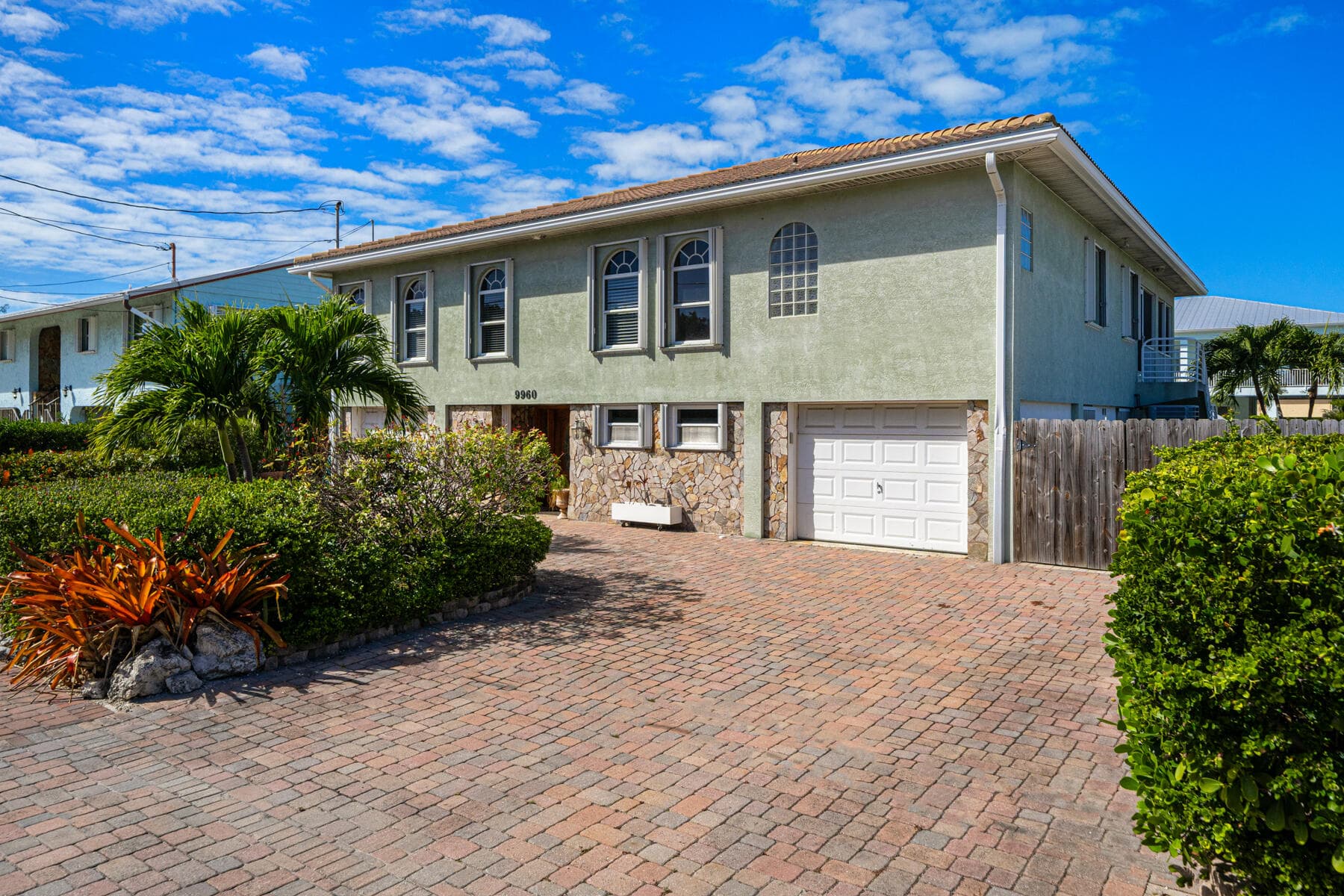 9960 Aviation Boulevard photo 4