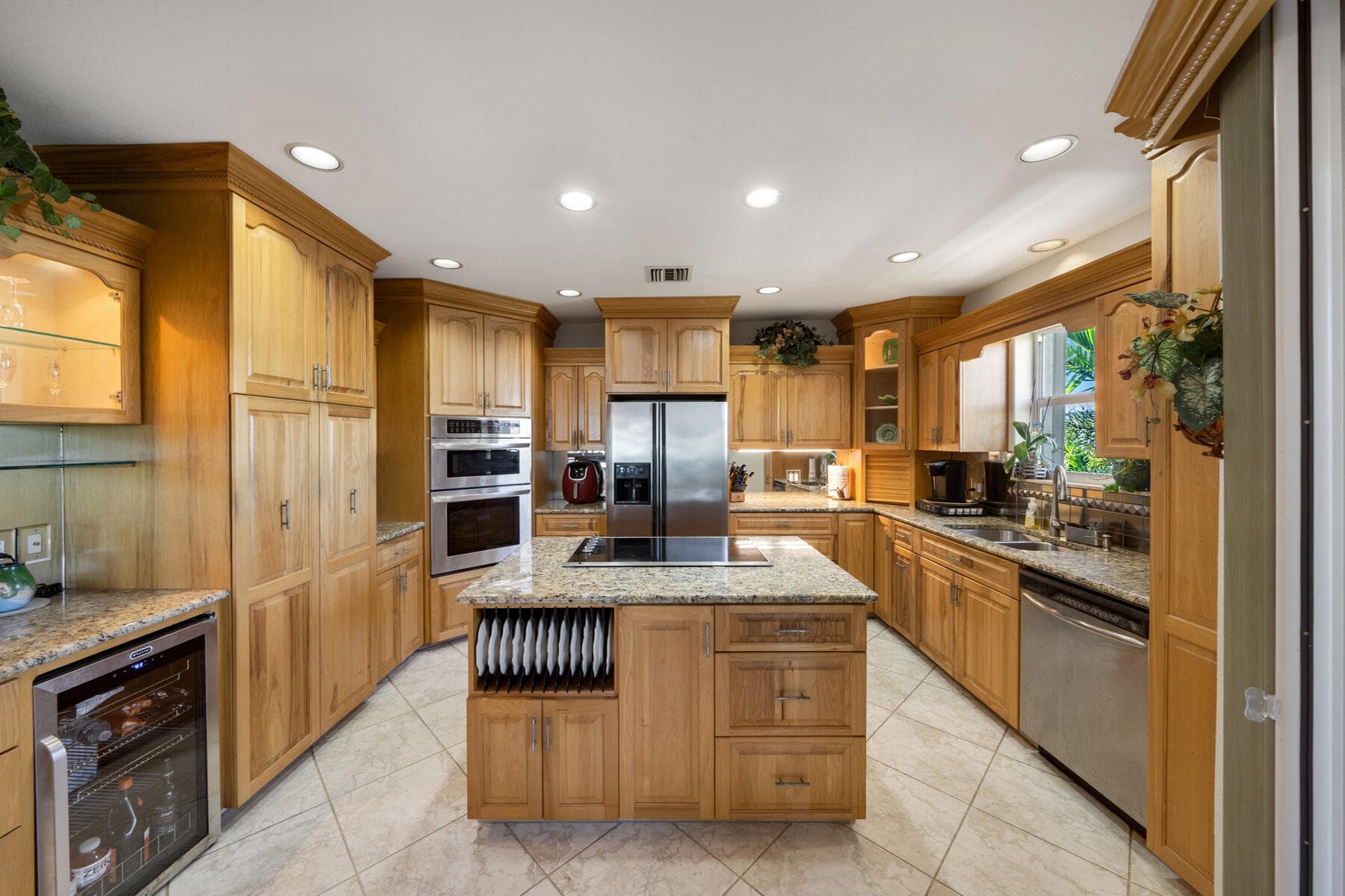 9960 Aviation Boulevard photo 18