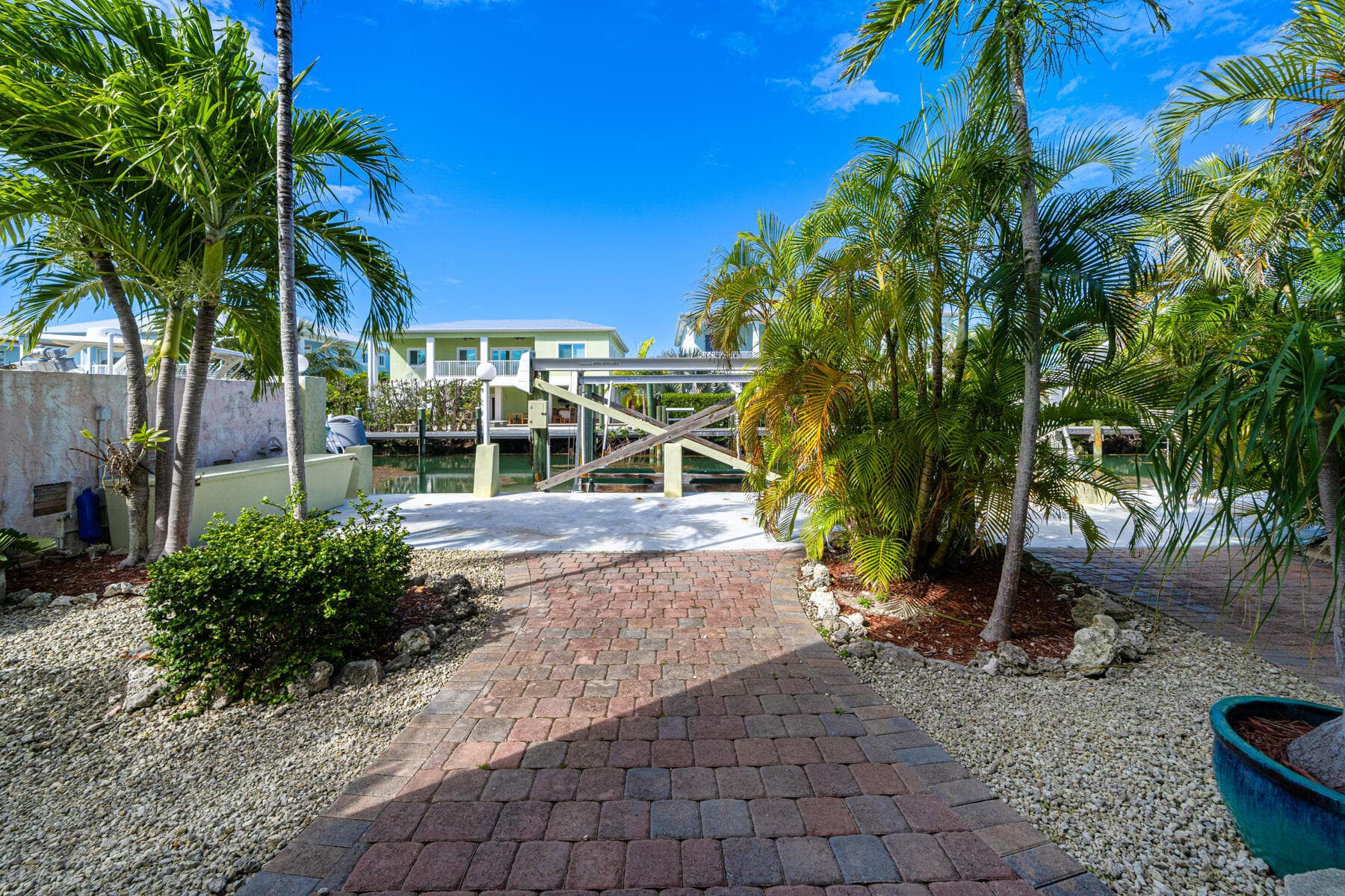 9960 Aviation Boulevard photo 6