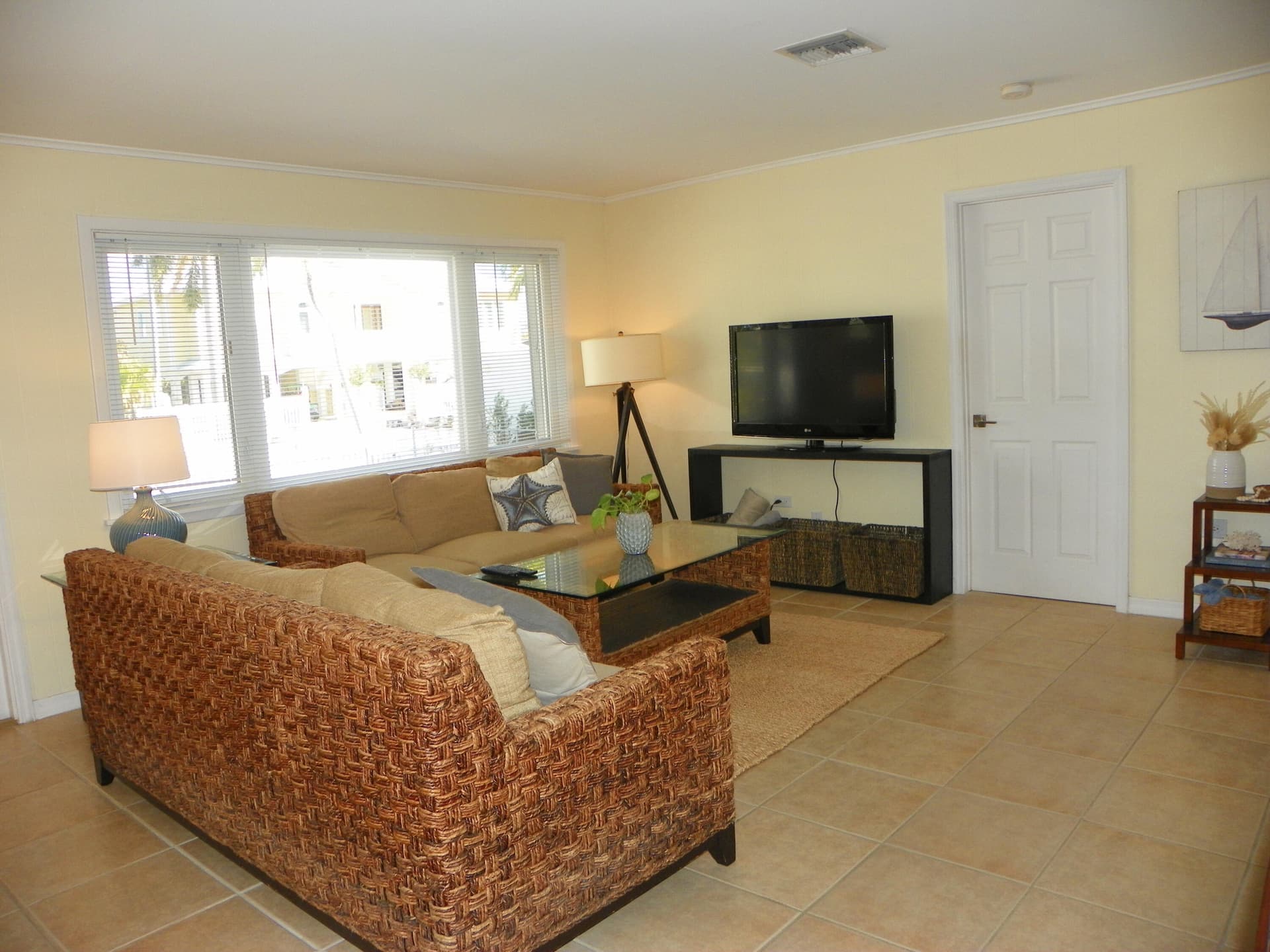 29544 Independence Avenue photo 14