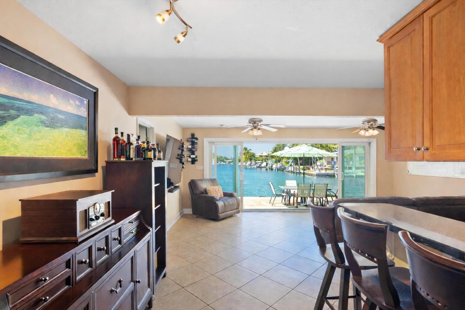 21 Bougainvillea Avenue photo 11