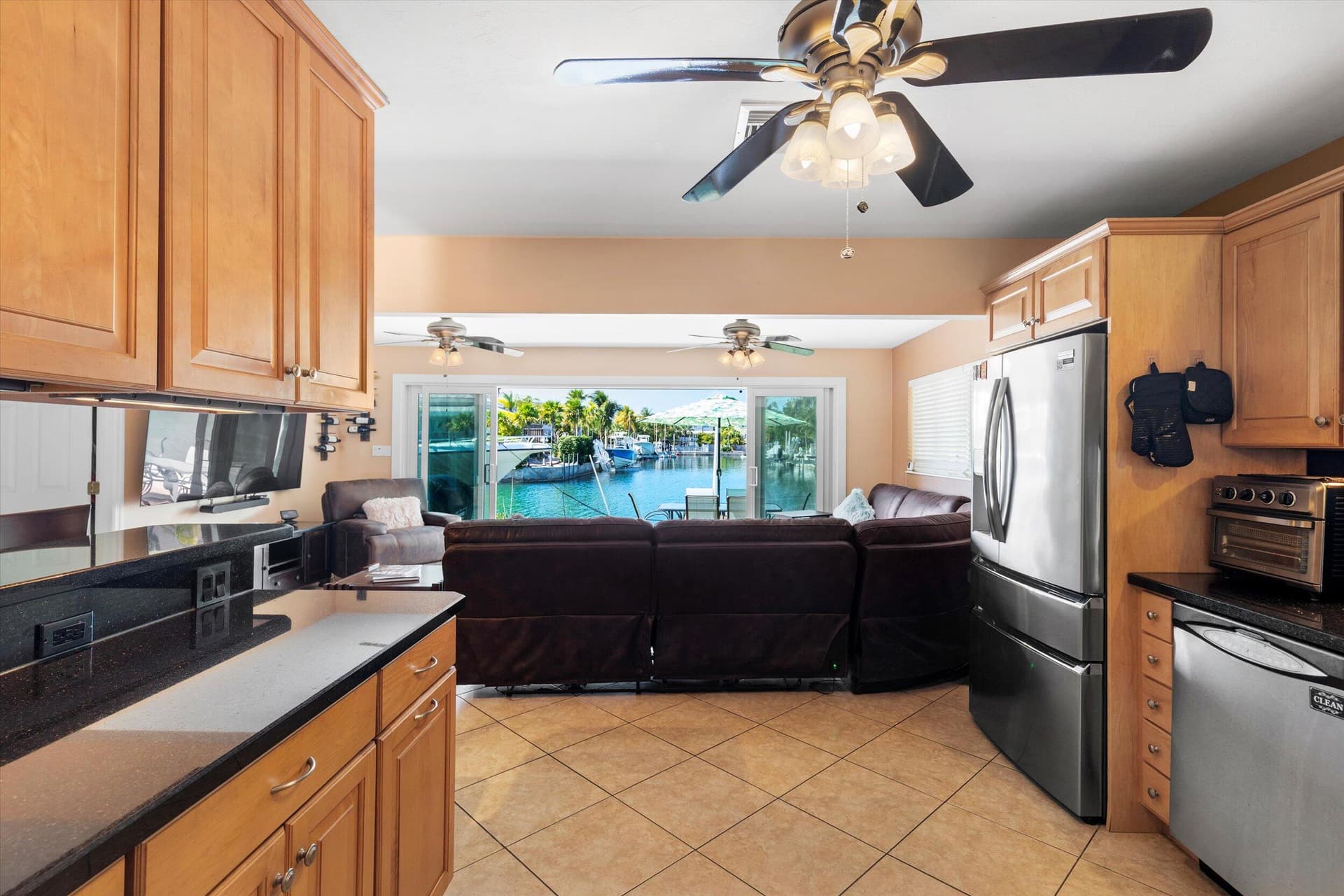 21 Bougainvillea Avenue photo 8