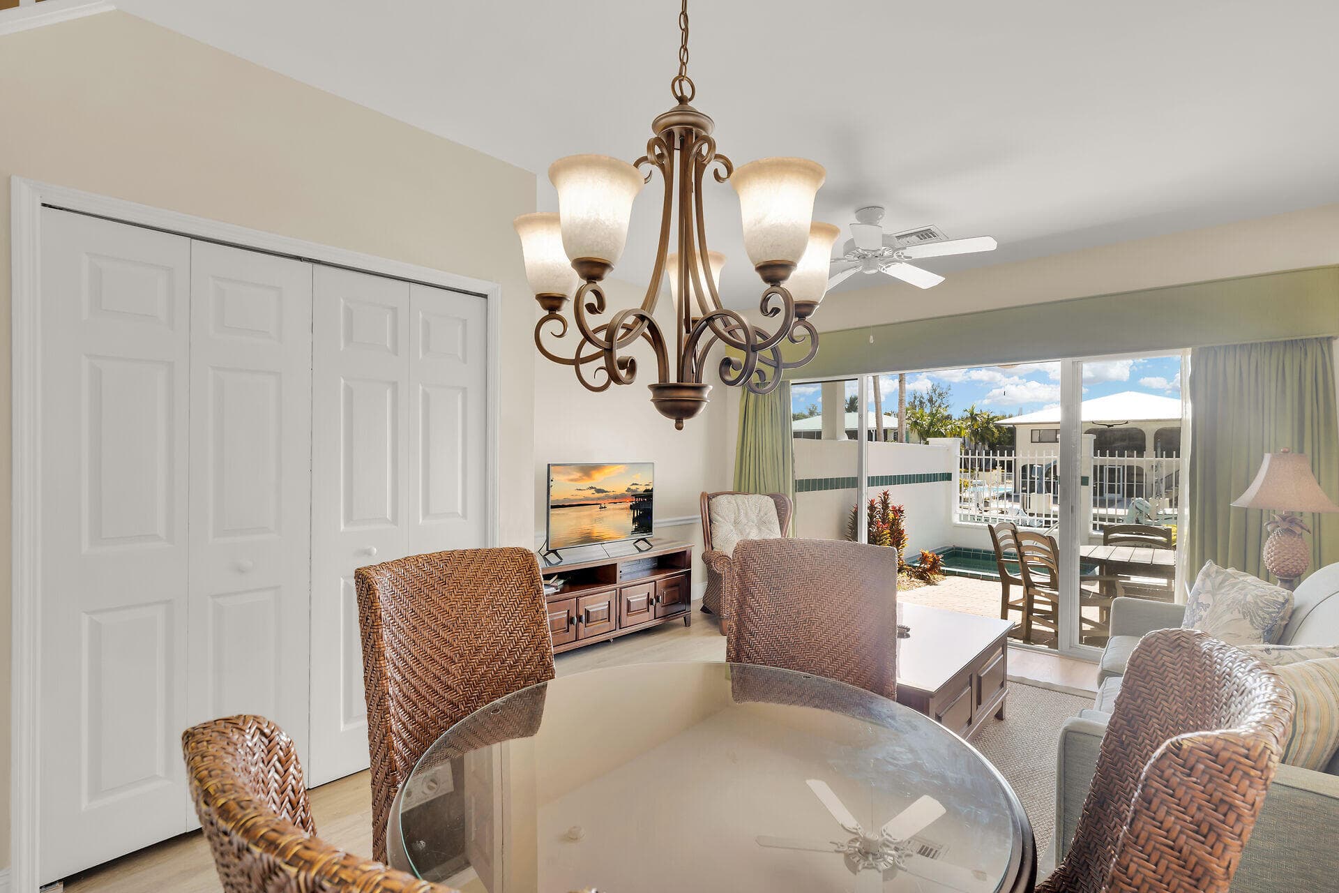 7017 Harbor Village Drive photo 11