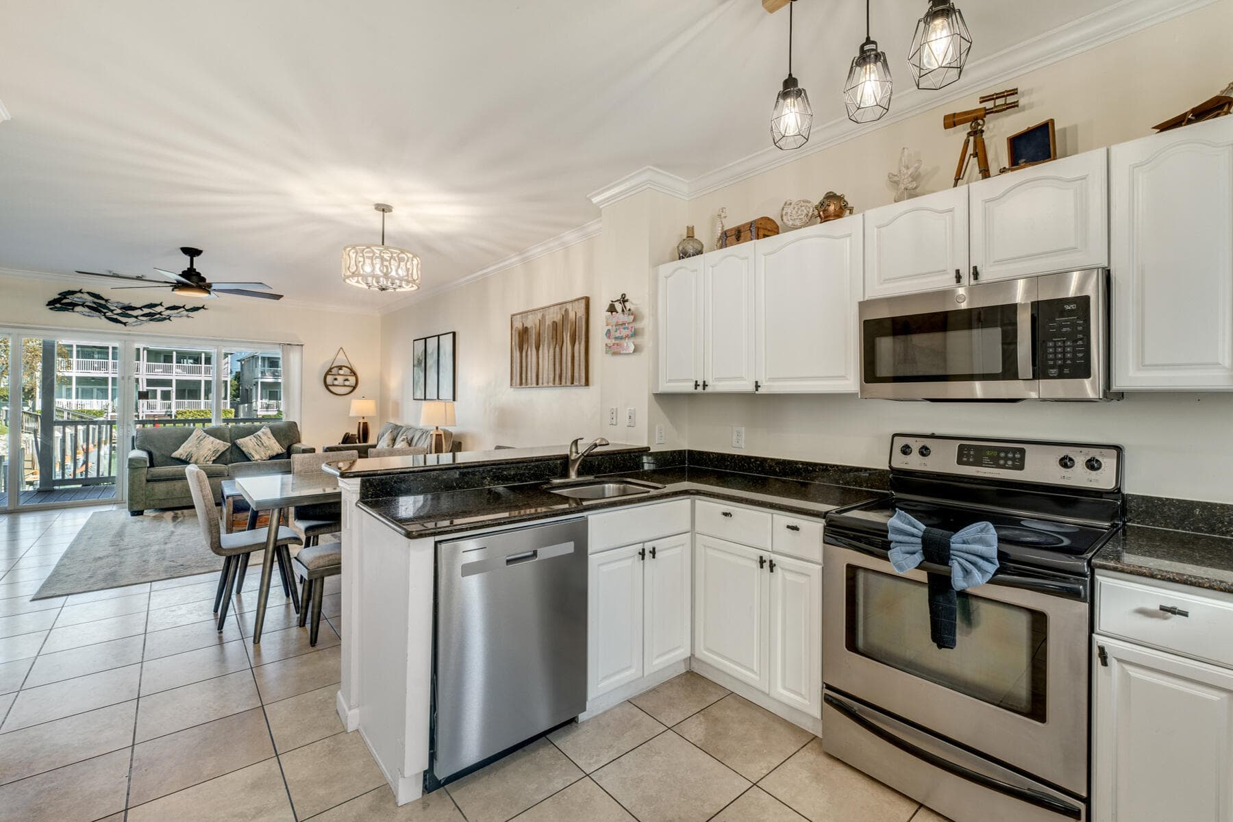 7061 Harbor Village Drive photo 8