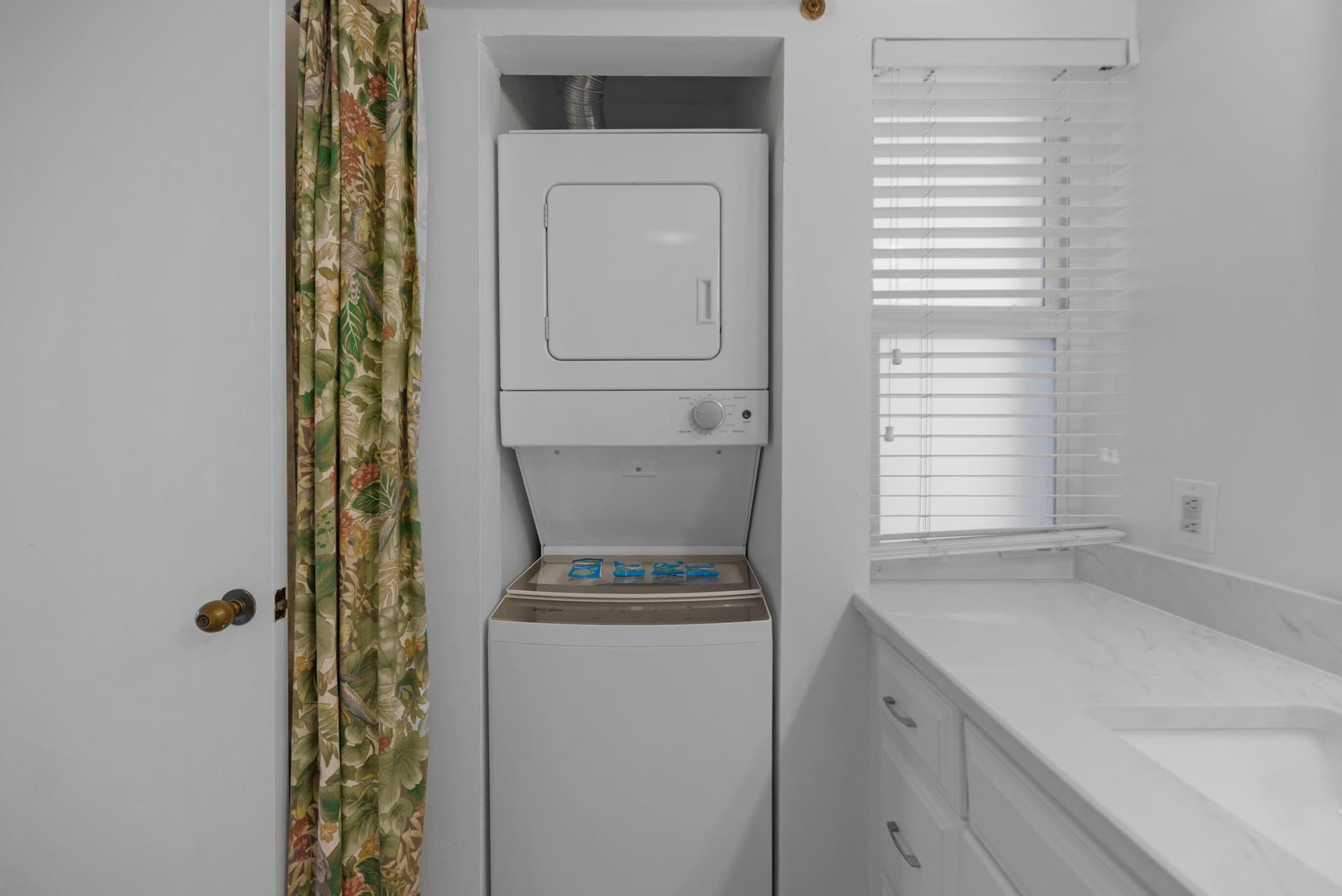 8204 Marina Villas Drive photo 25