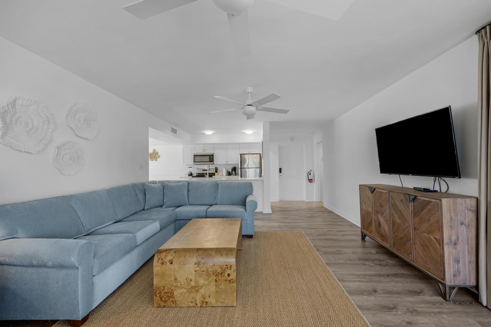 8204 Marina Villas Drive photo 7