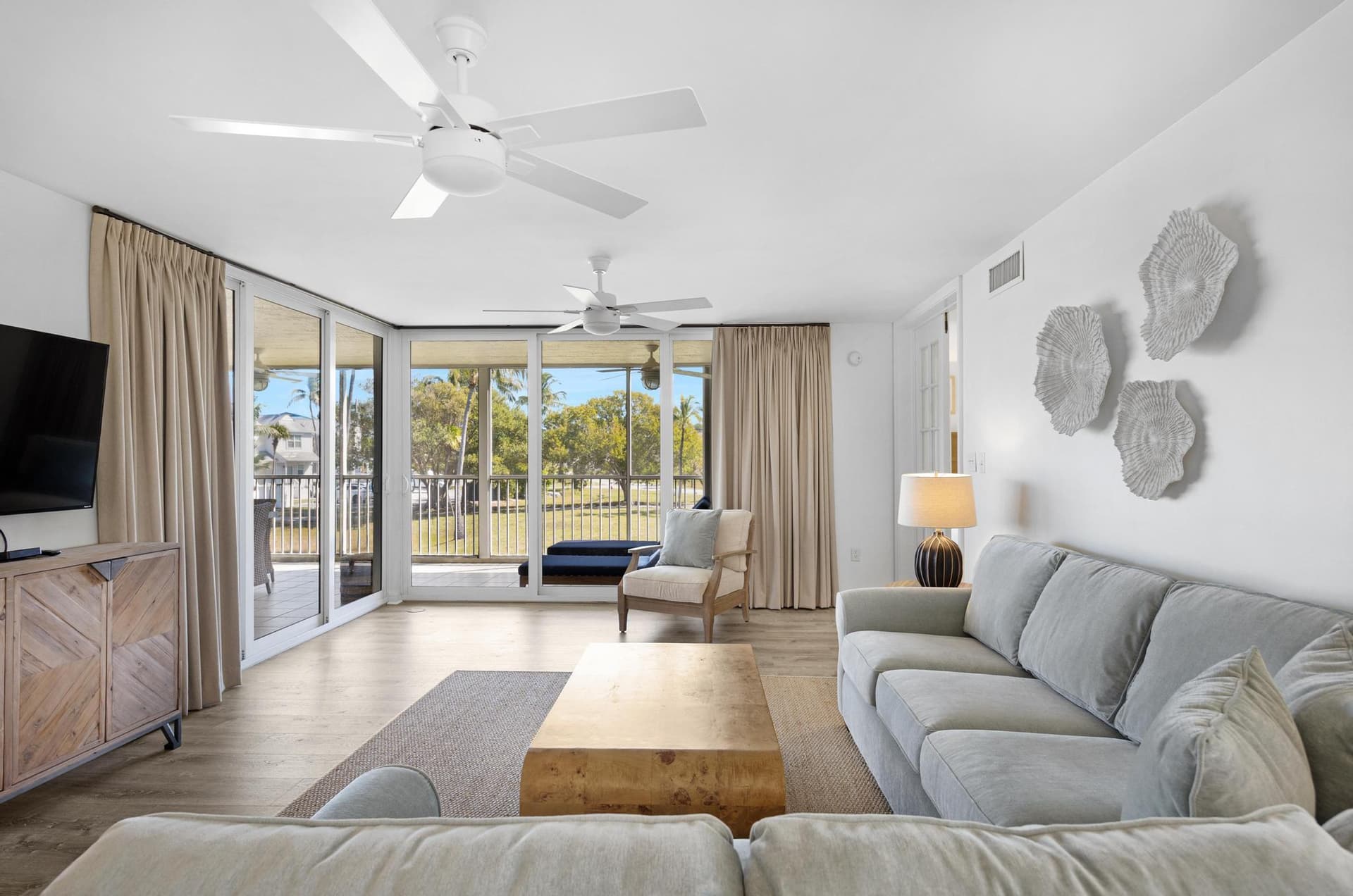 8204 Marina Villas Drive photo 5