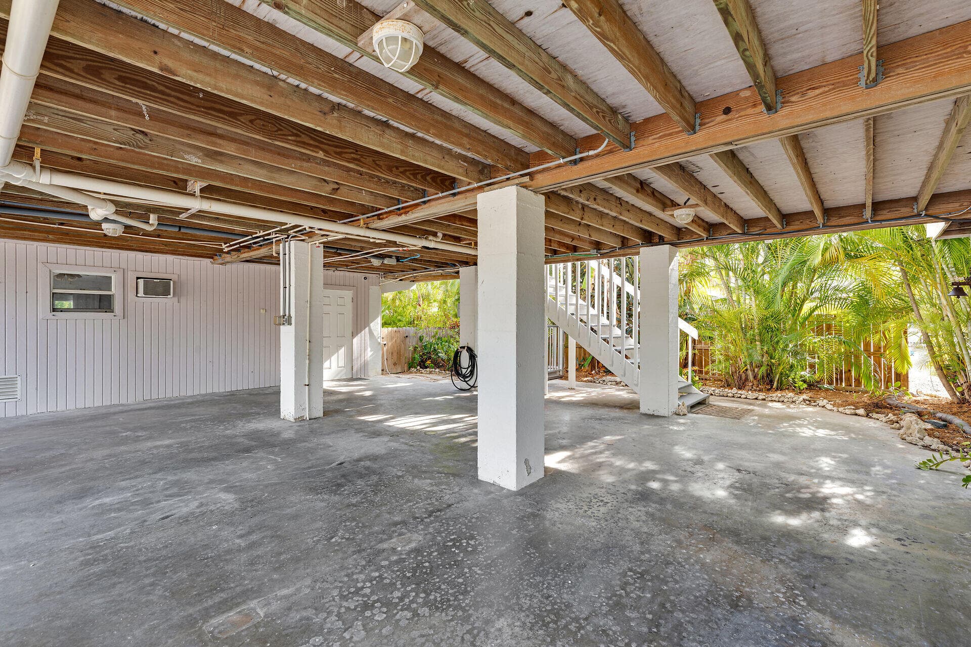 17326 Jamaica Lane photo 22