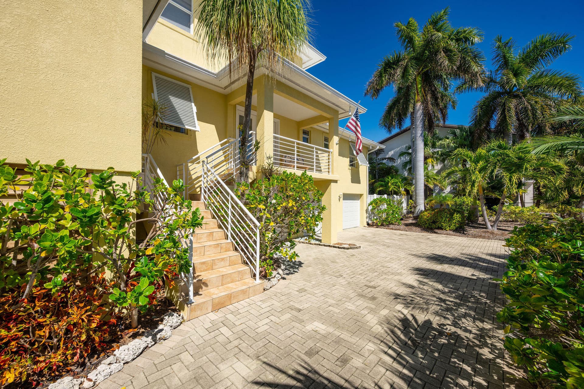 16805 Tamarind Road photo 16