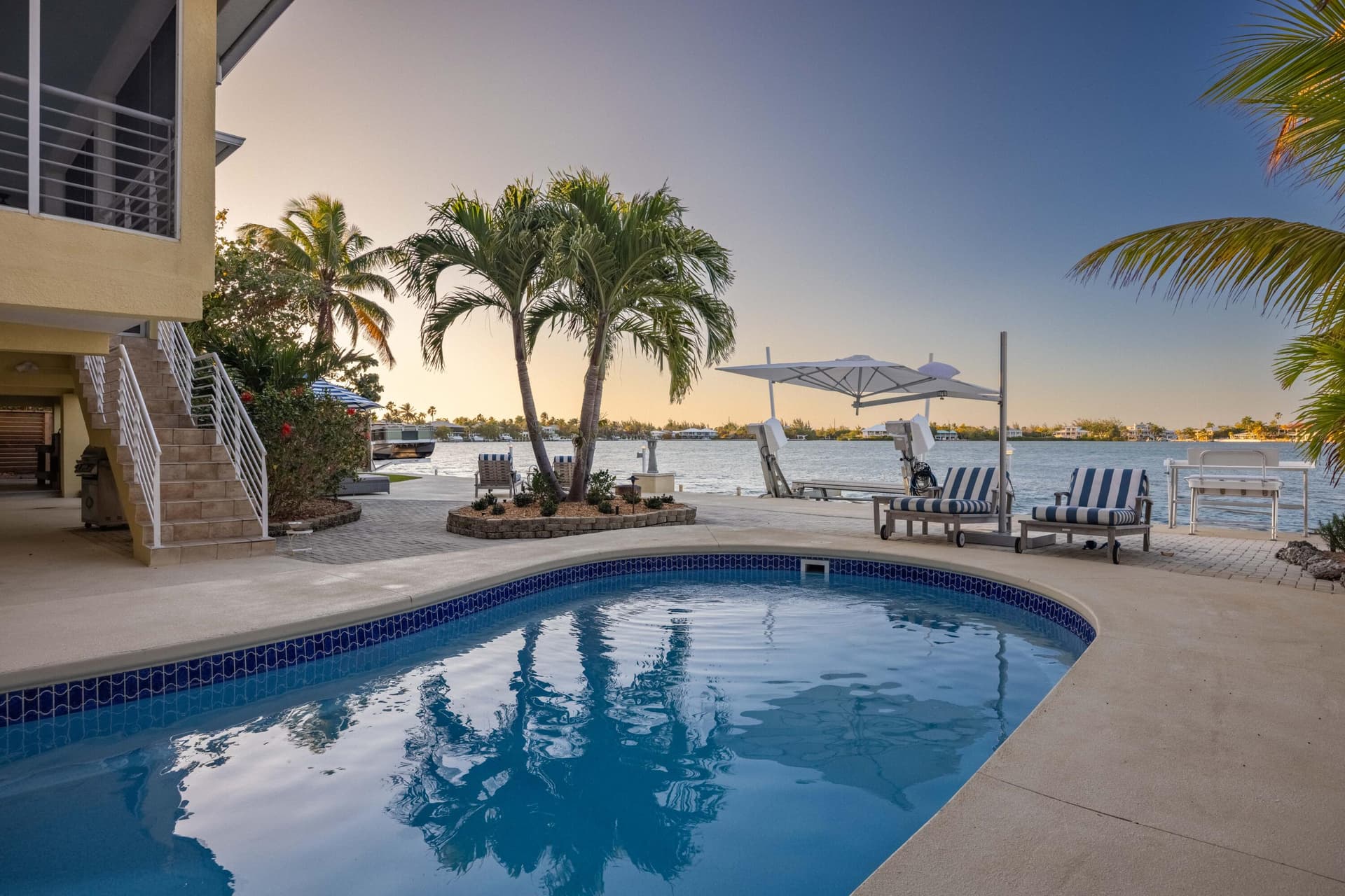 16805 Tamarind Road photo 4