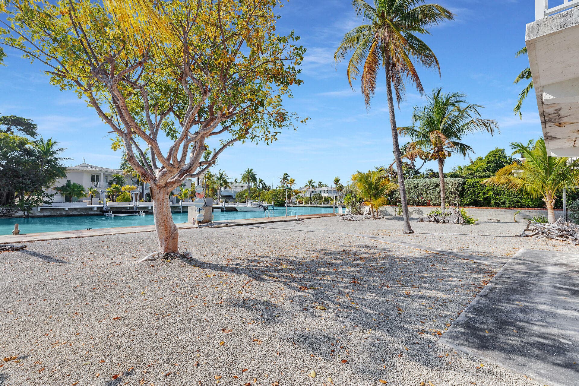 154 S Indies Drive photo 10