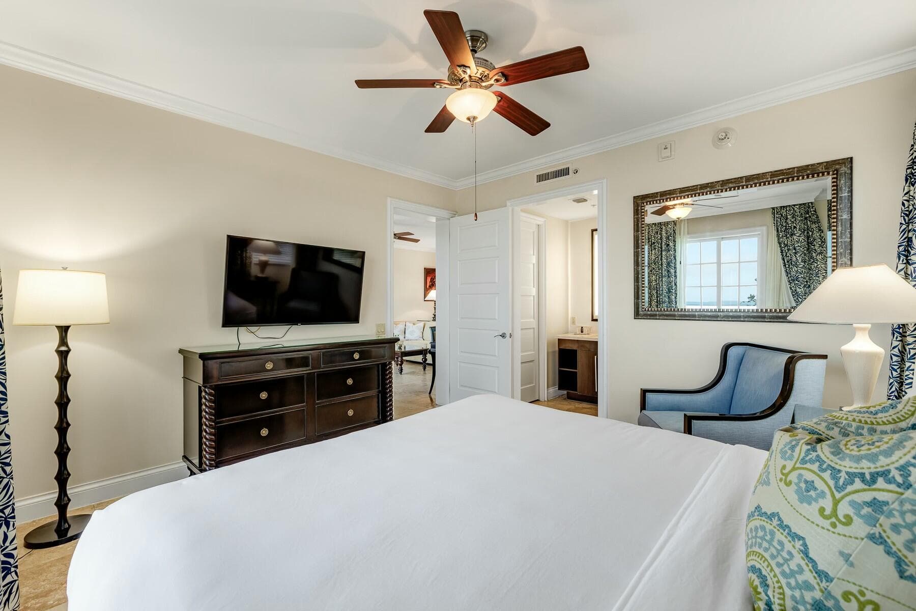 3841 N Roosevelt Boulevard 121 photo 16