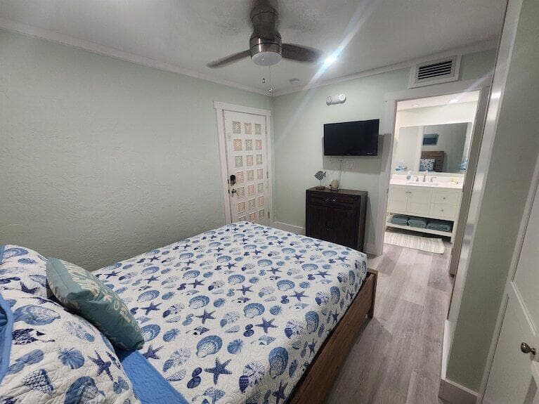 109 Avenue D APT 307 photo 10
