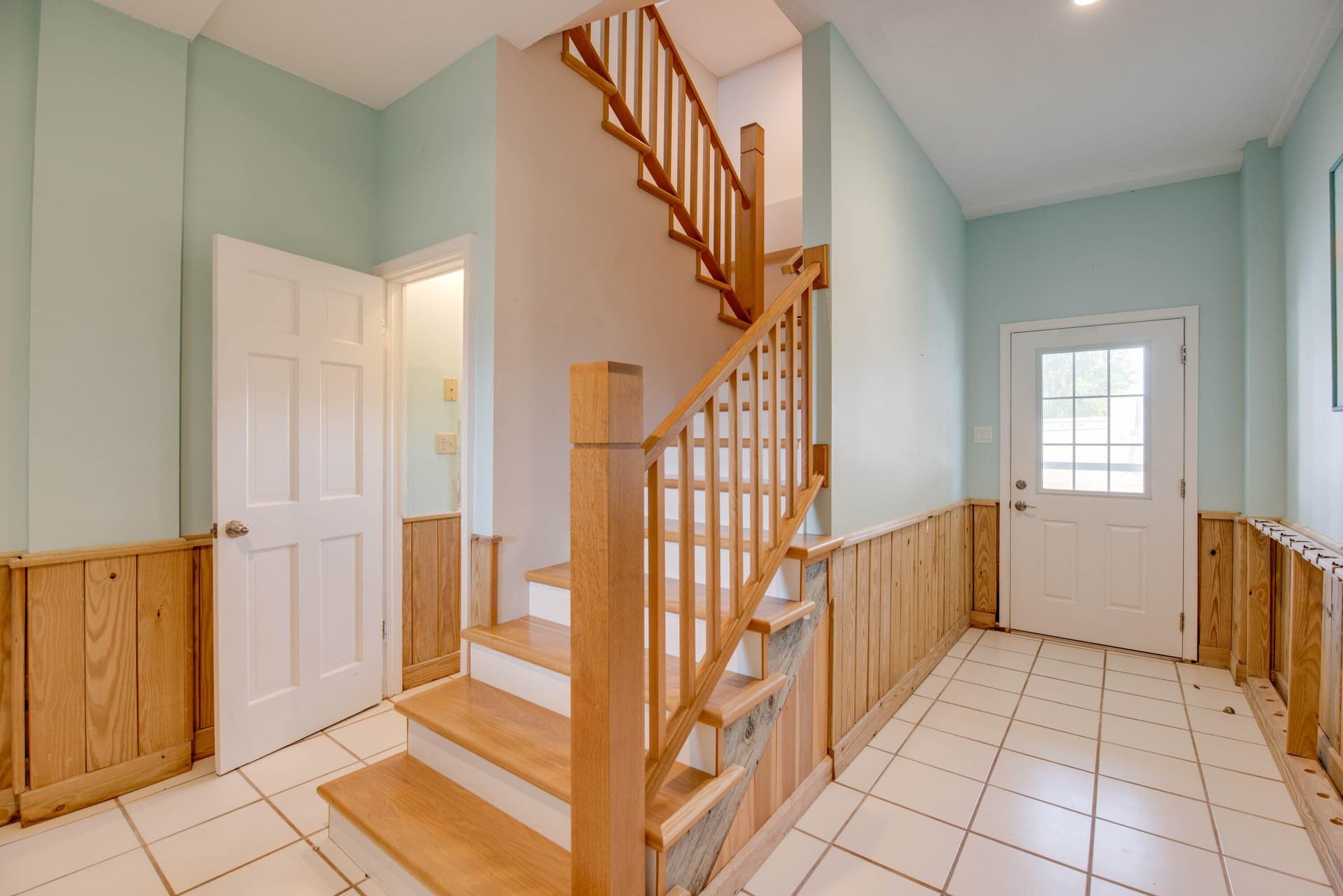 643 Indies Road photo 19