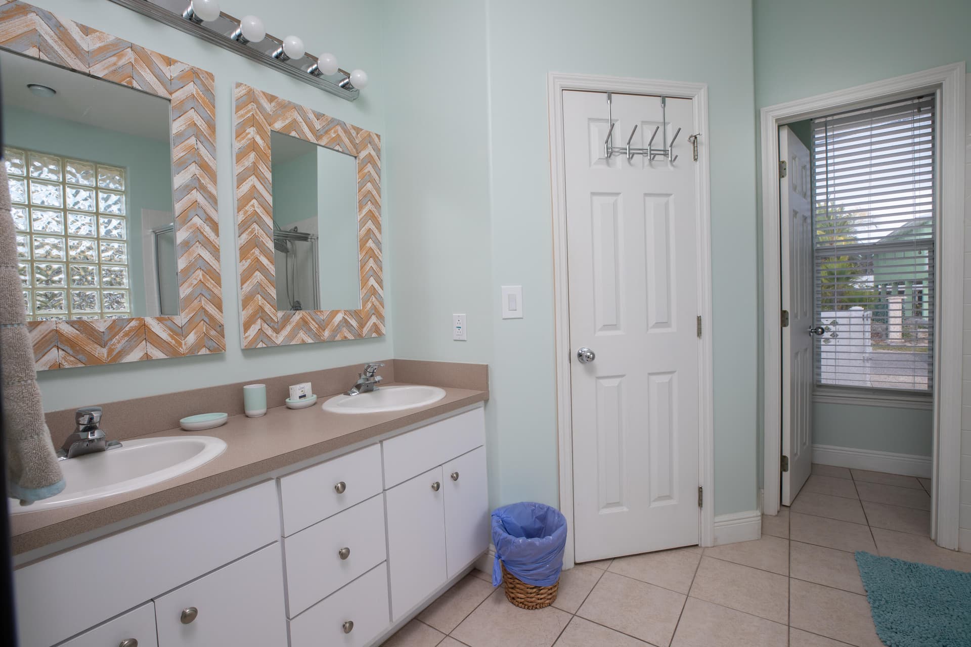 441 3Rd Street photo 9