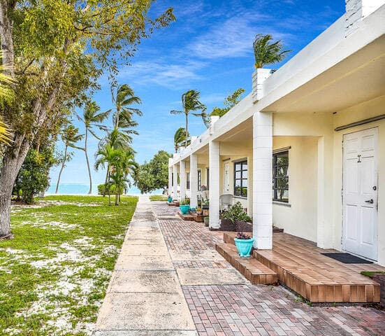 75131 Overseas Highway photo 6