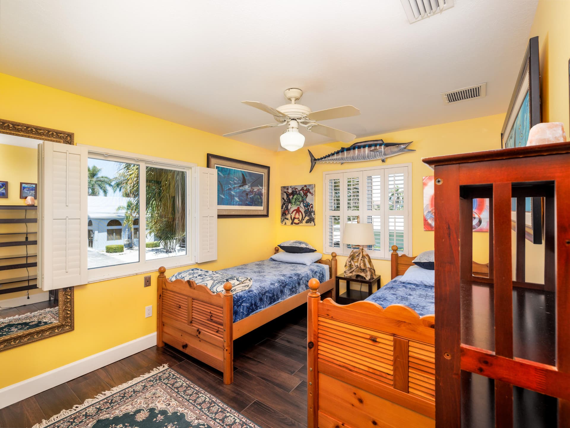 14 Avenue F photo 22