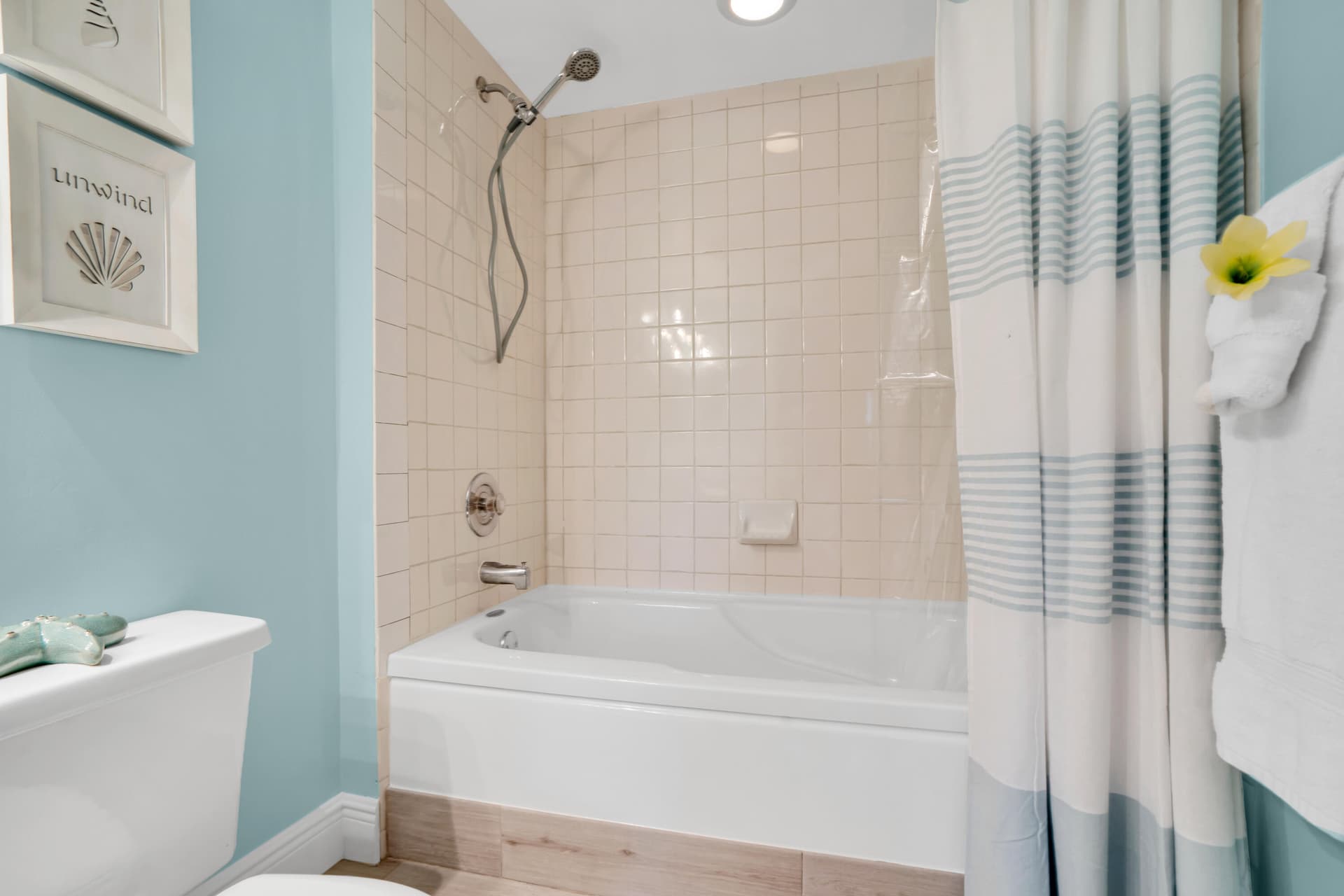 500 Burton Drive 1210 photo 22
