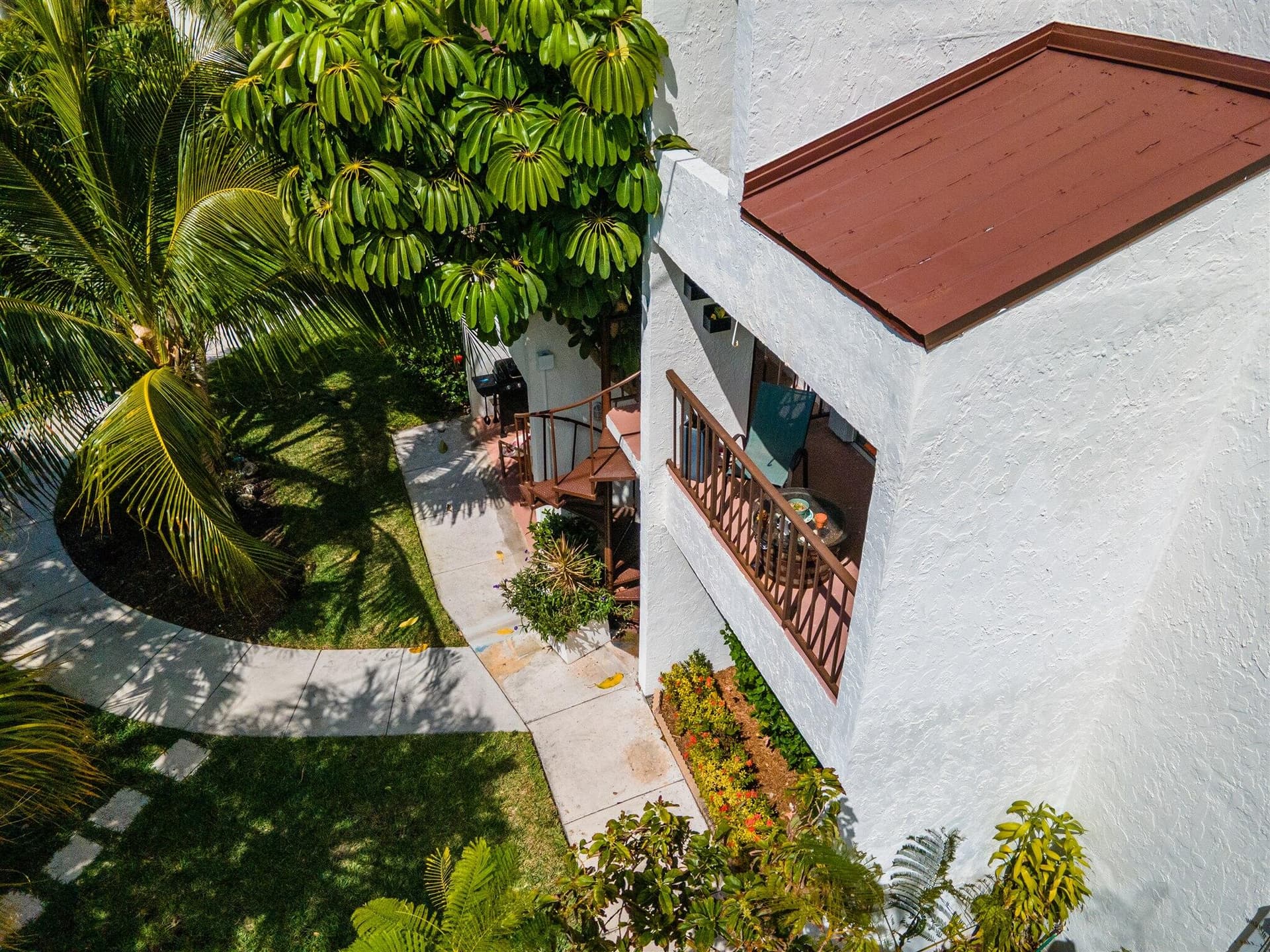 601 W Ocean Drive 105D photo 5