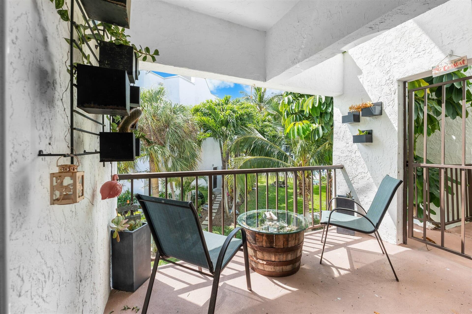 601 W Ocean Drive 105D photo 8