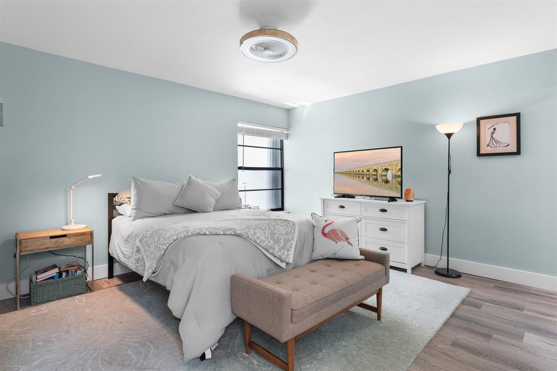 601 W Ocean Drive 105D photo 18