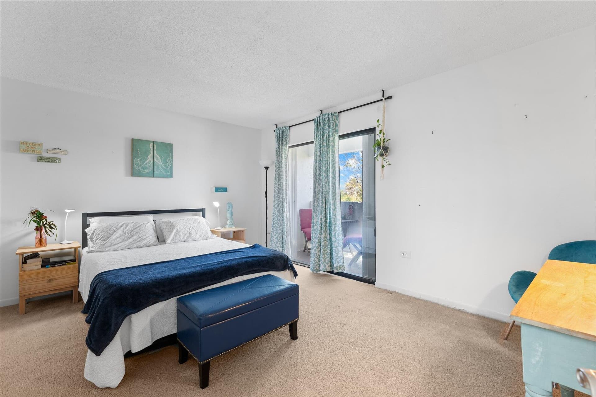601 W Ocean Drive 105D photo 21