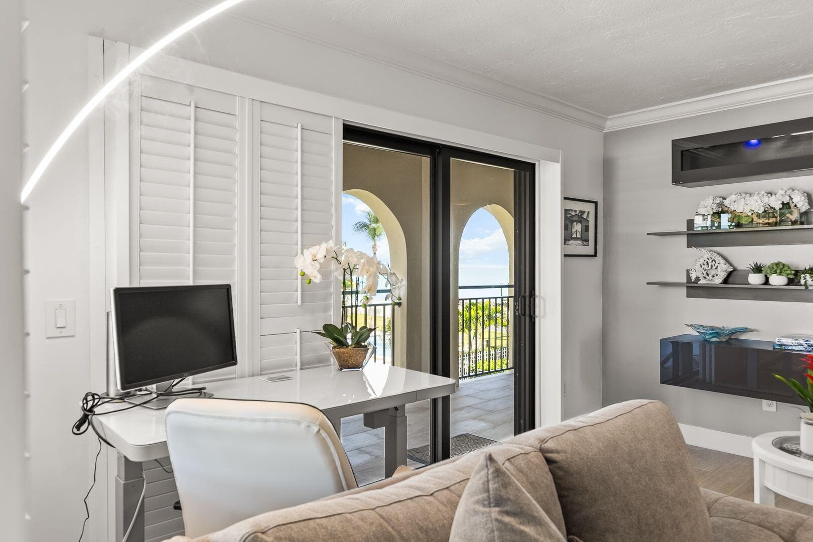 1001 W Ocean Drive 1-201 photo 14