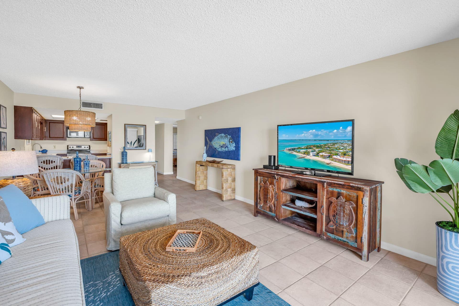 1001 W Ocean Drive 1-204 photo 9