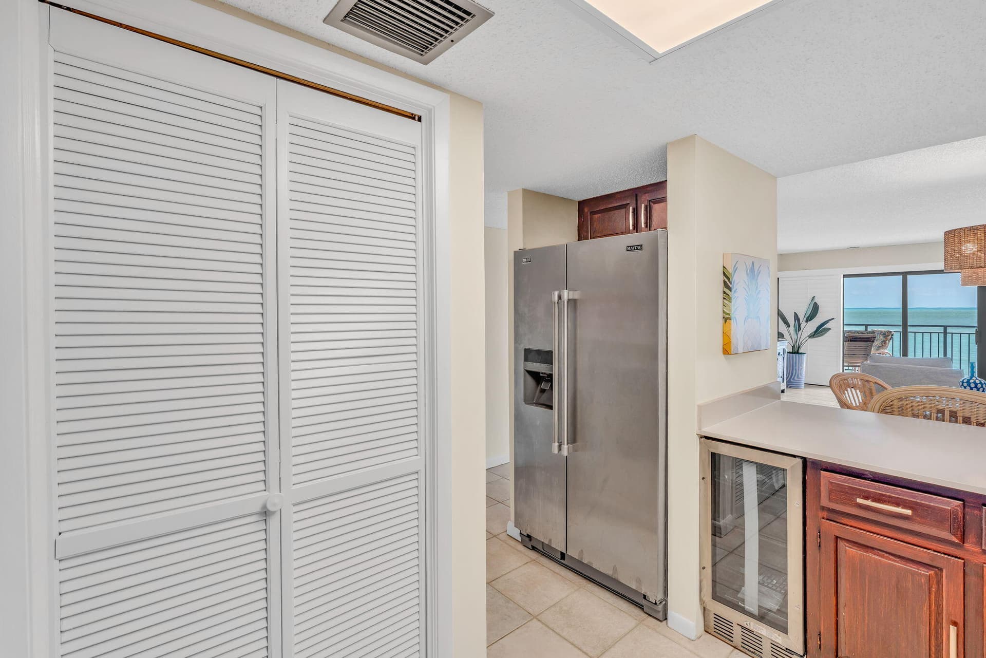 1001 W Ocean Drive 1-204 photo 15