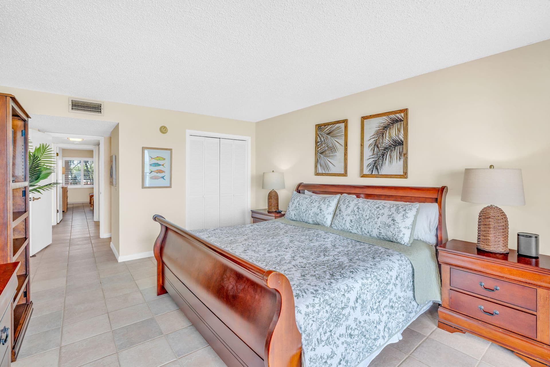 1001 W Ocean Drive 1-204 photo 19