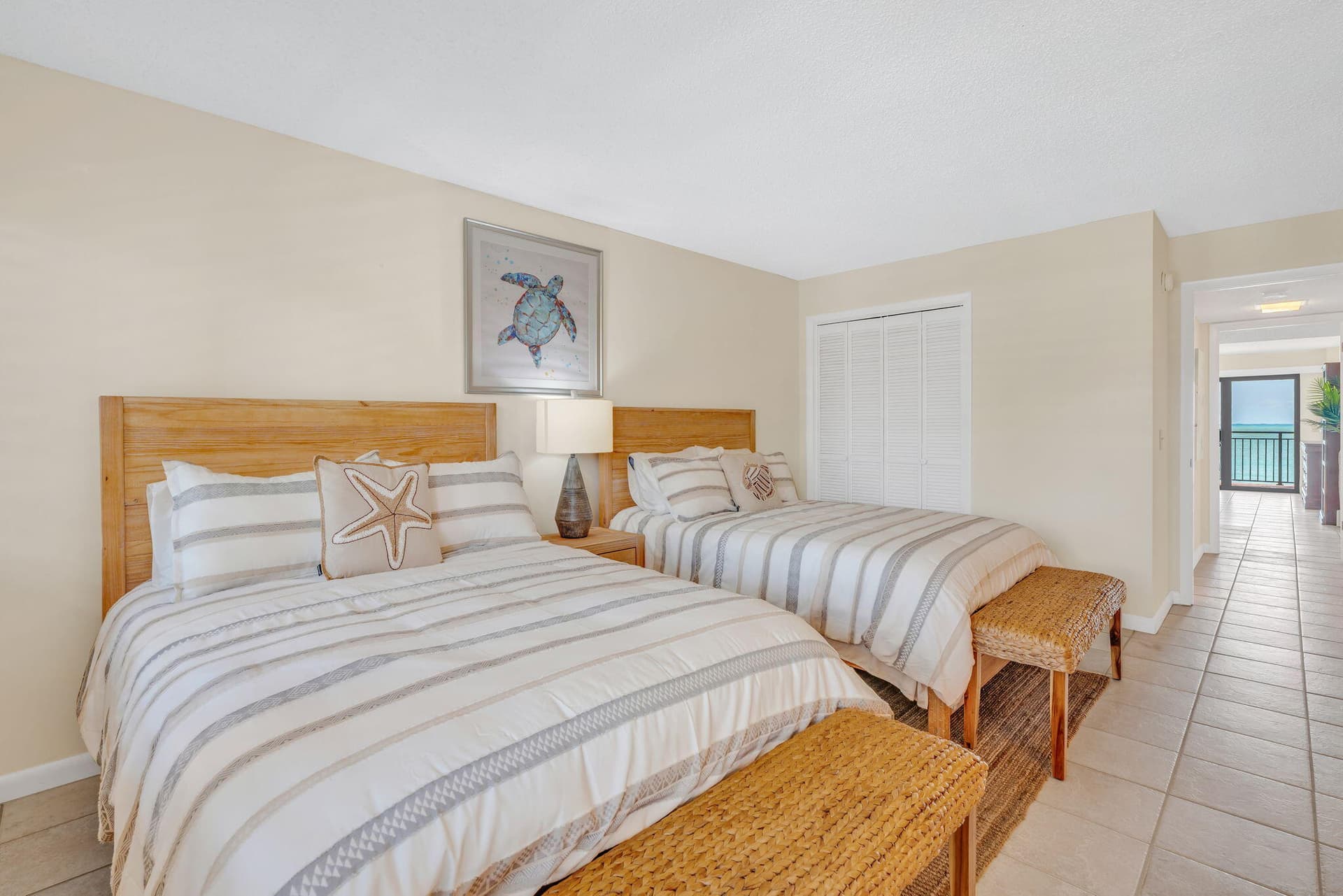 1001 W Ocean Drive 1-204 photo 25