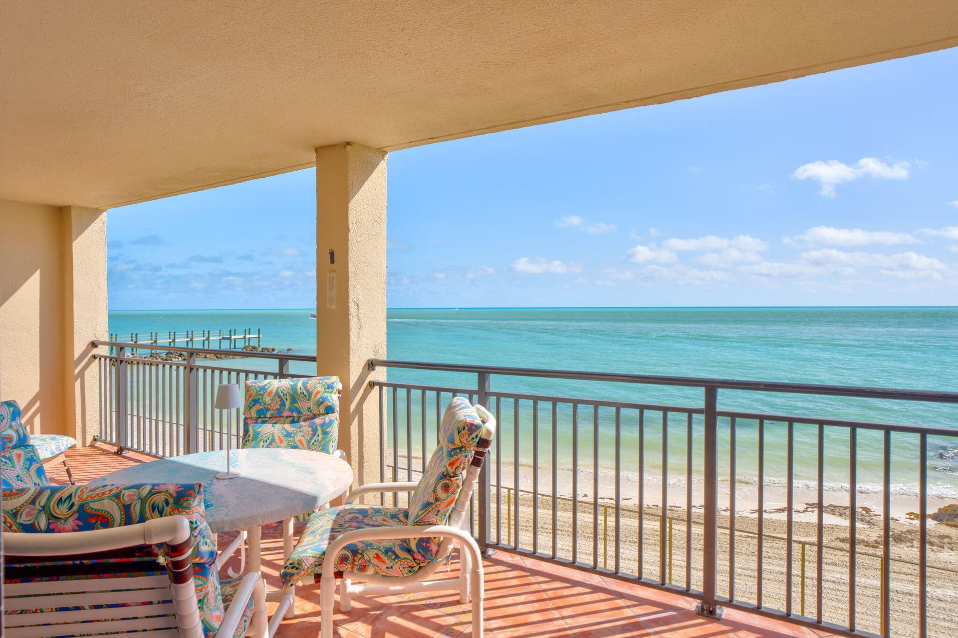1001 W Ocean Drive 1-204 photo 2