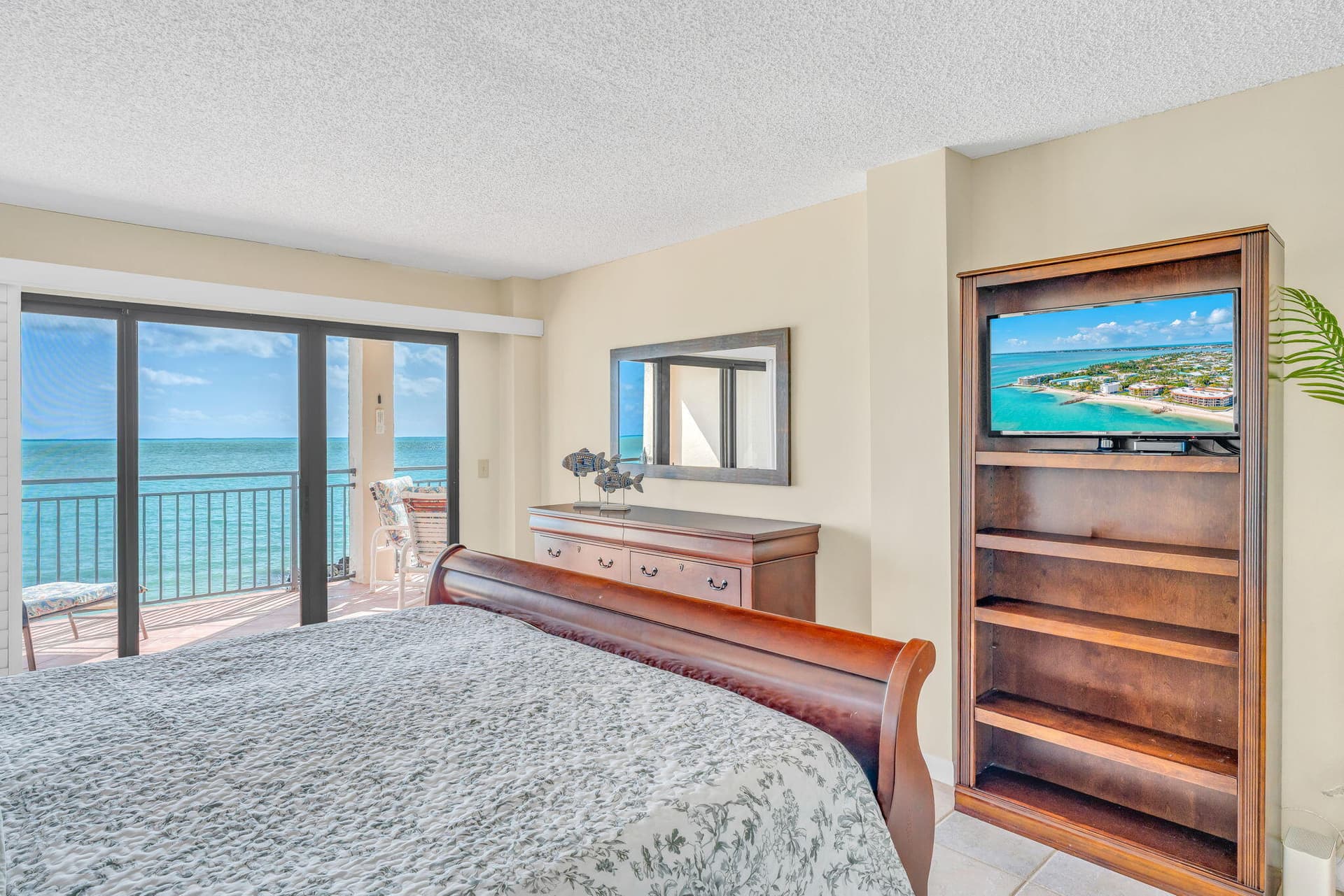1001 W Ocean Drive 1-204 photo 16