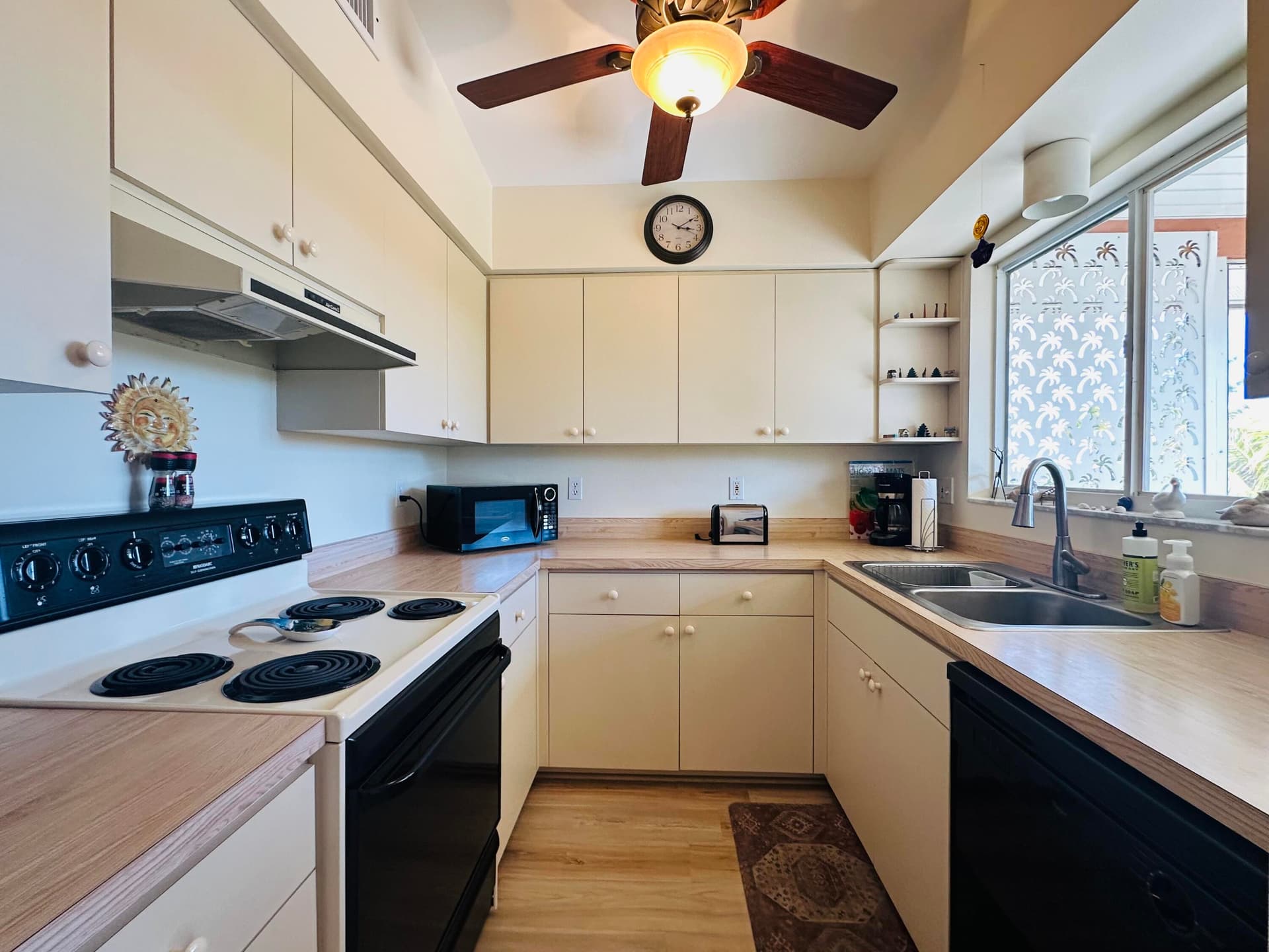 28452 Yucatan Lane photo 17