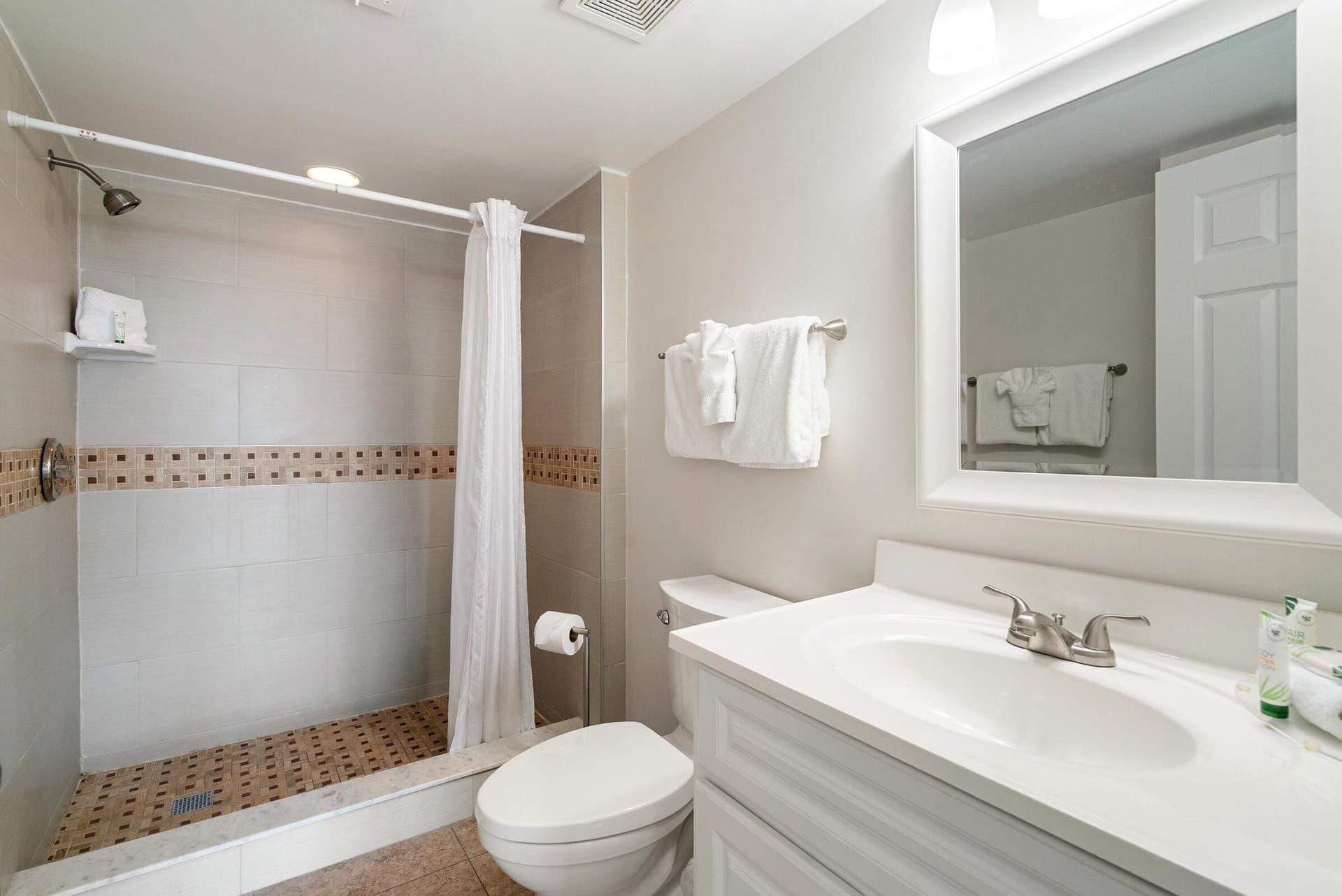 500 Burton Drive 3309 photo 16