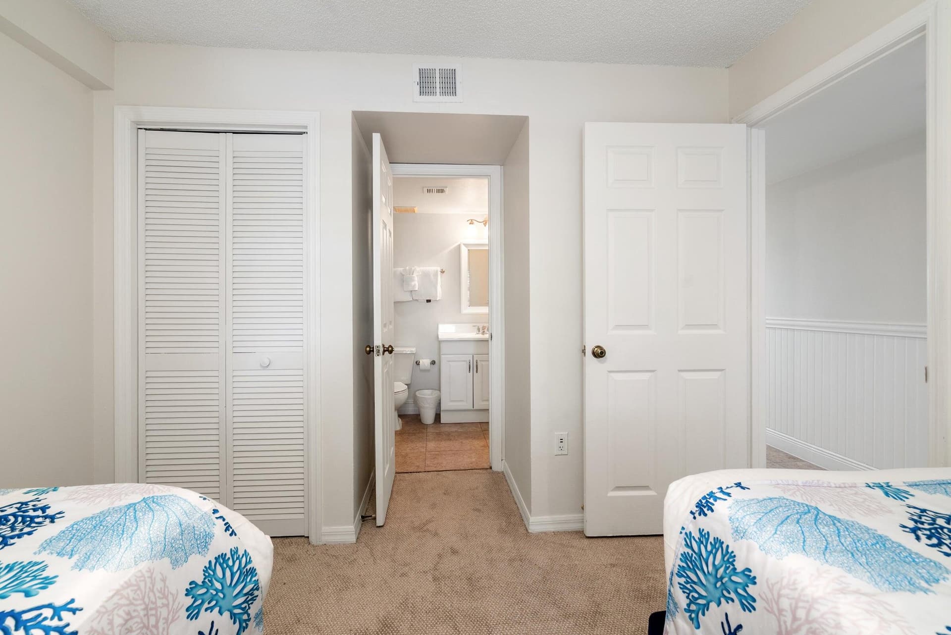 500 Burton Drive 3309 photo 18