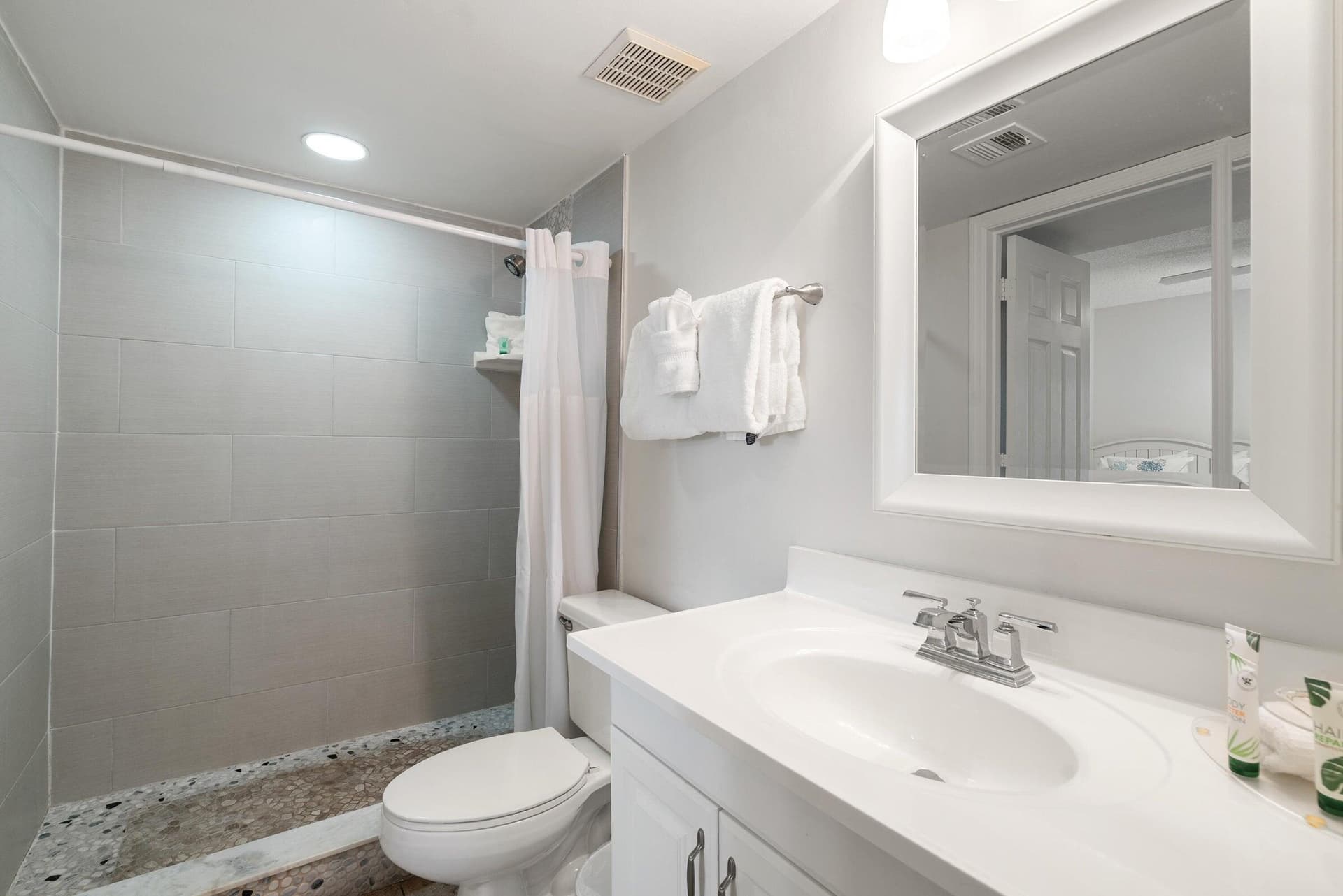 500 Burton Drive 3309 photo 20