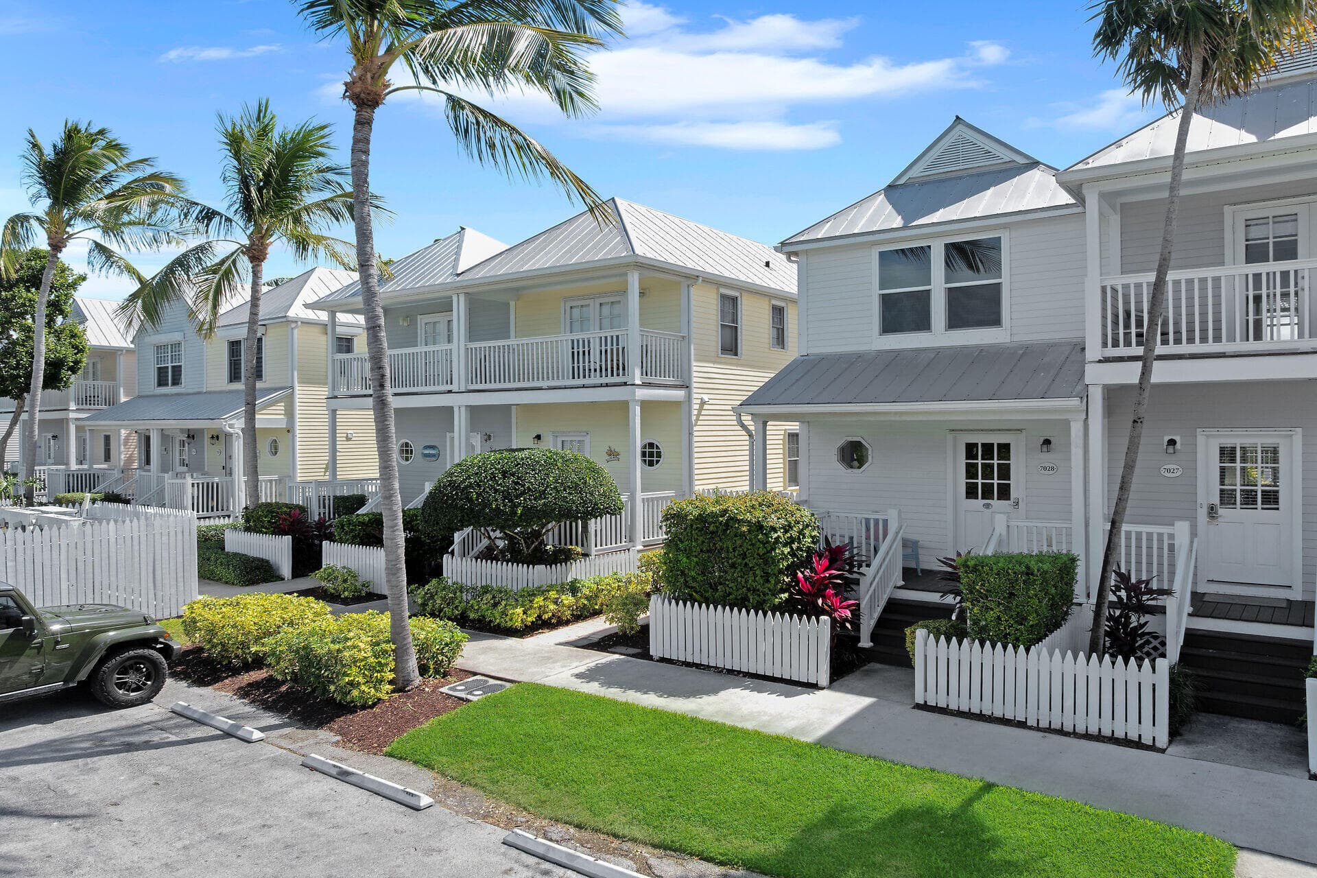 7028 Harbor Village Drive photo 12