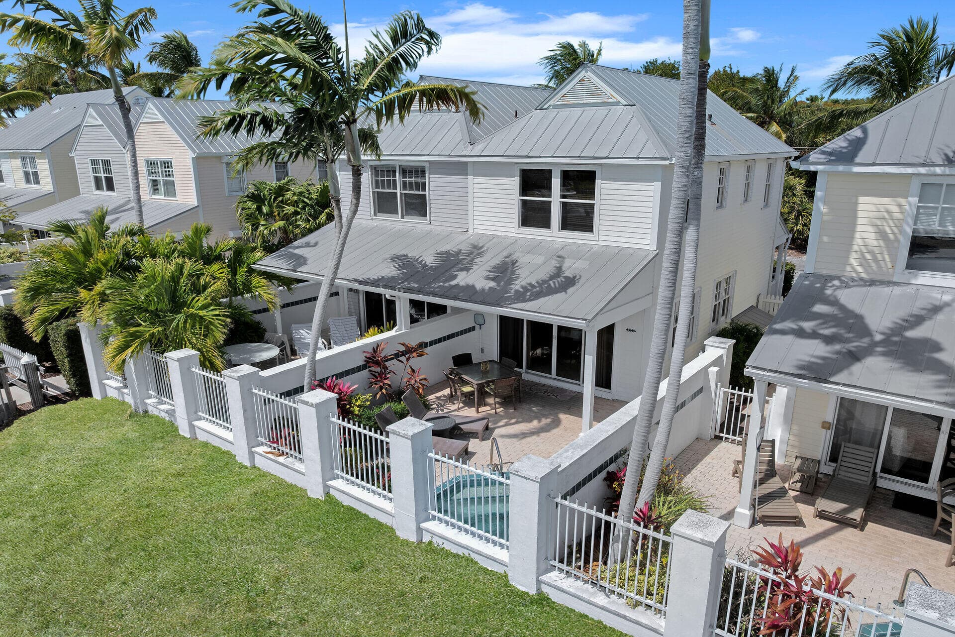 7028 Harbor Village Drive photo 23