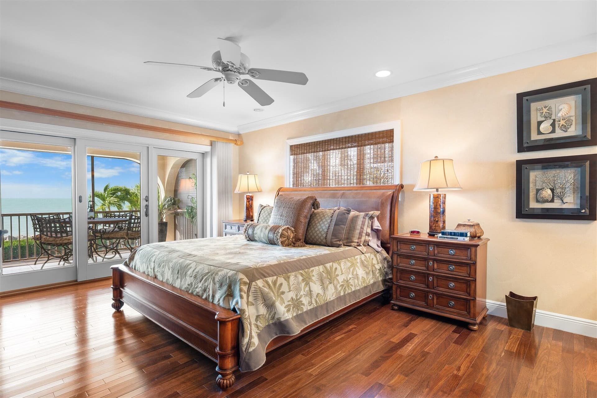 250 W Seaview Circle photo 12