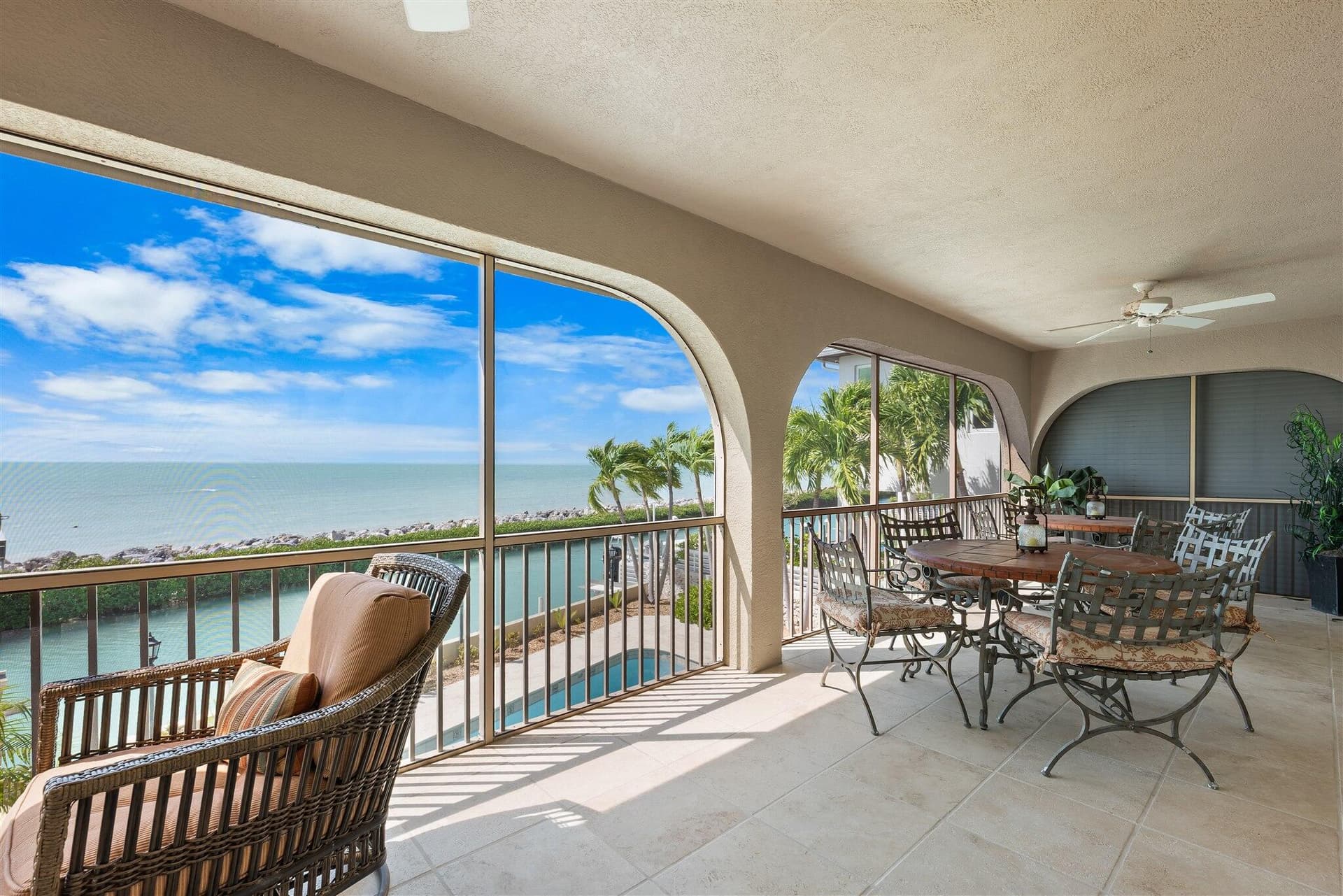 250 W Seaview Circle photo 6