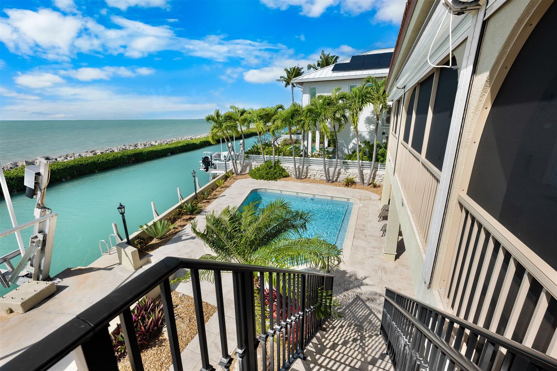 250 W Seaview Circle photo 21