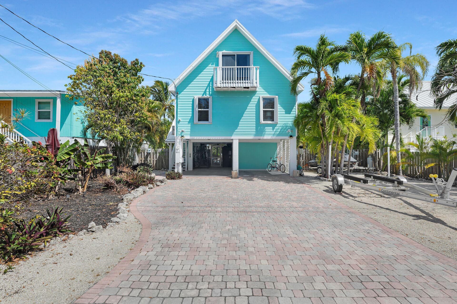 845 Pirates Road photo 2