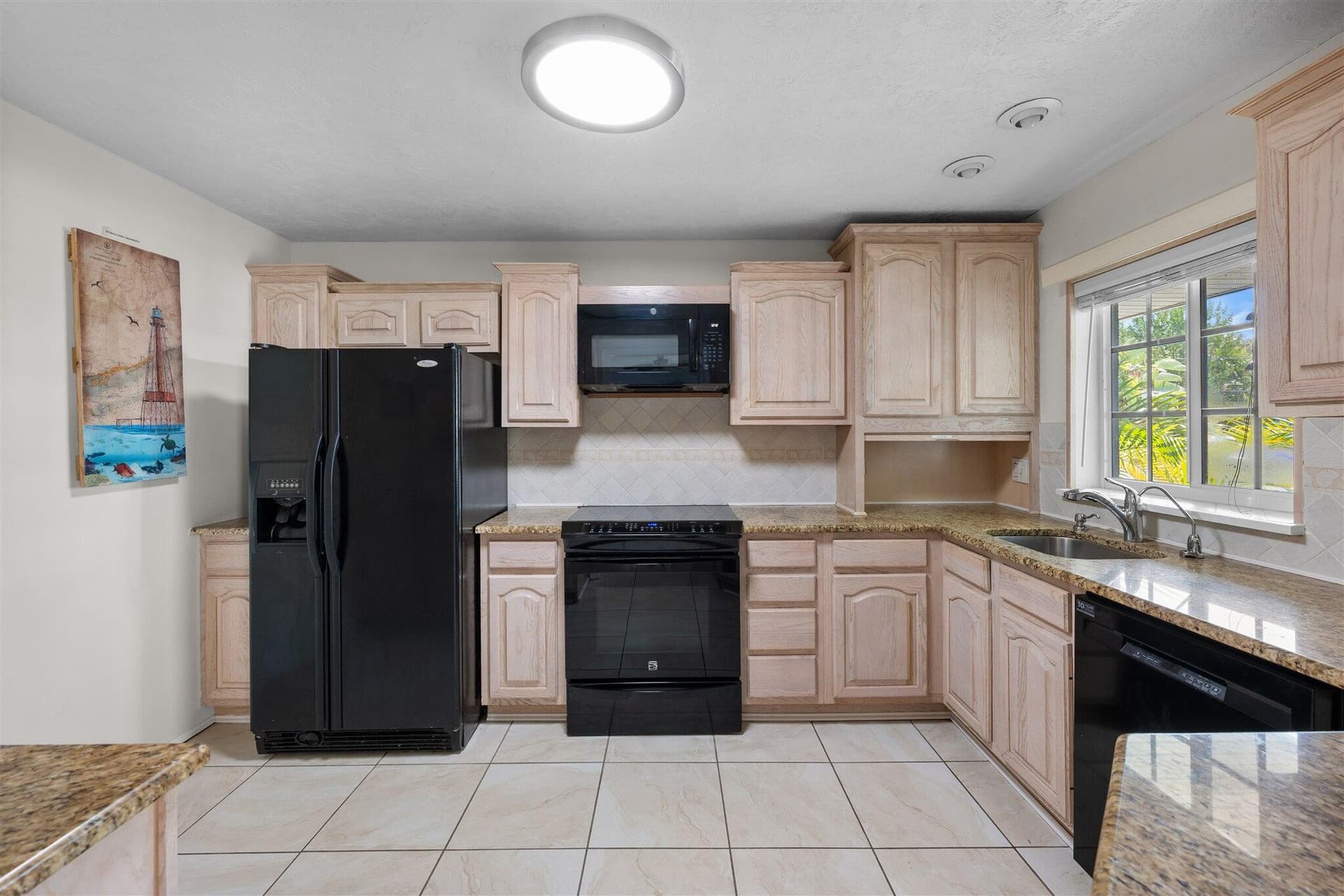 11295 3rd Avenue Gulf photo 19