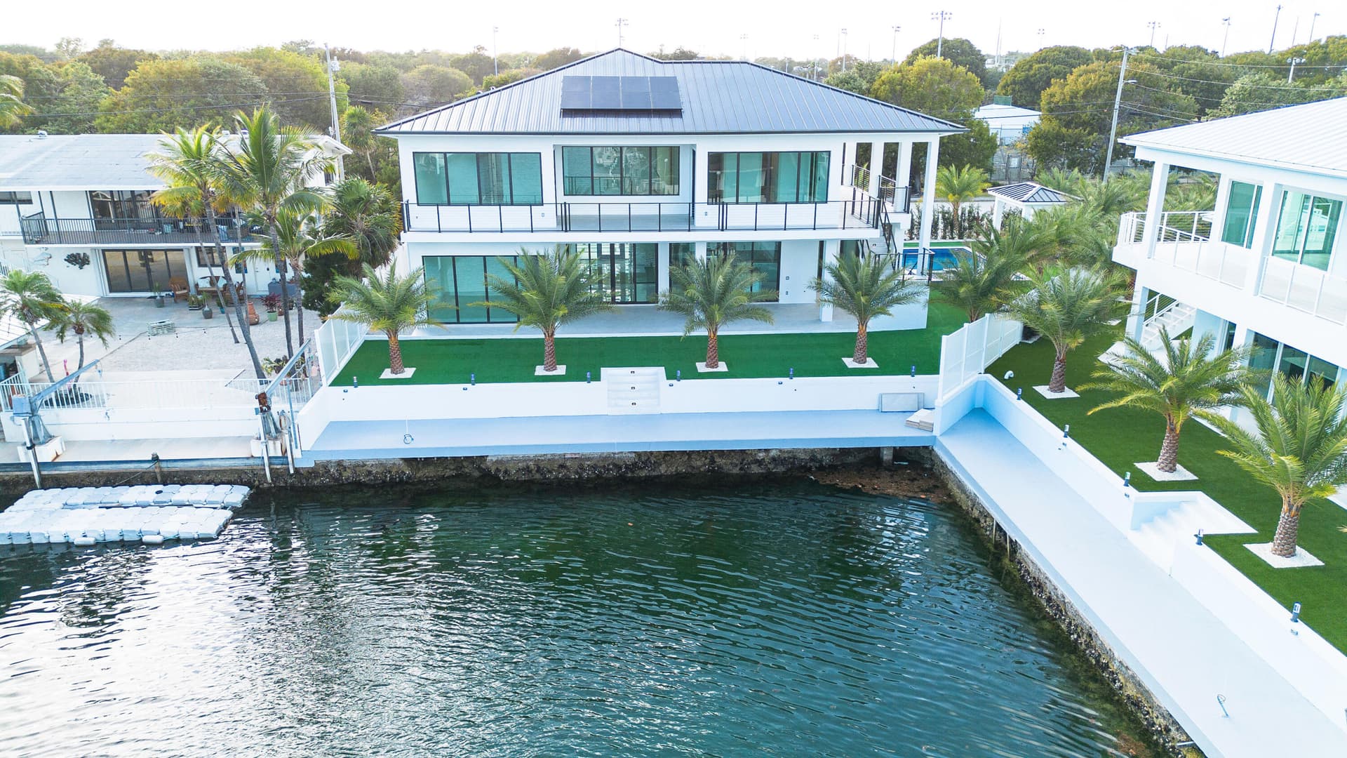 258 Caribbean Dr photo 5