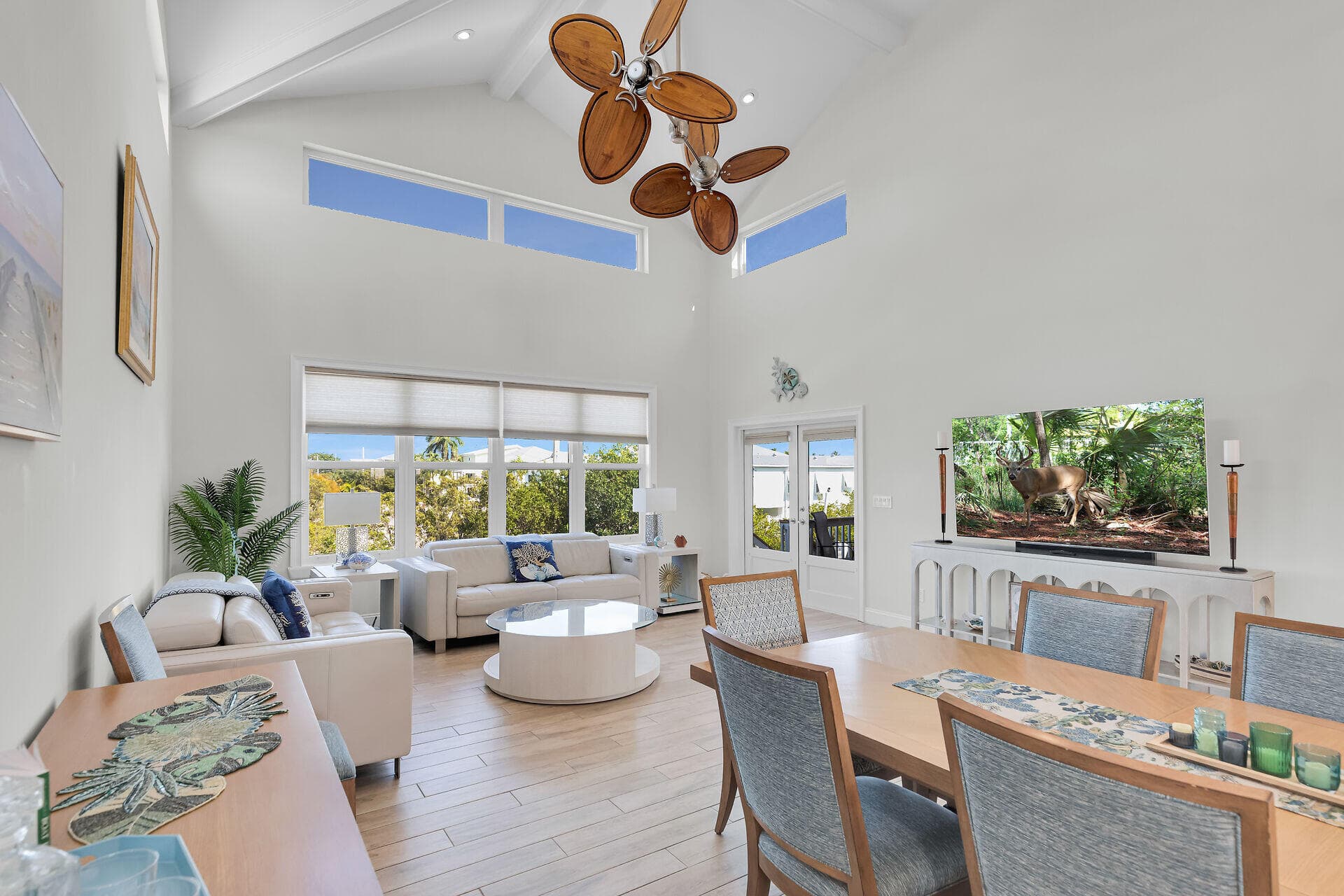 333 Indies Road photo 15